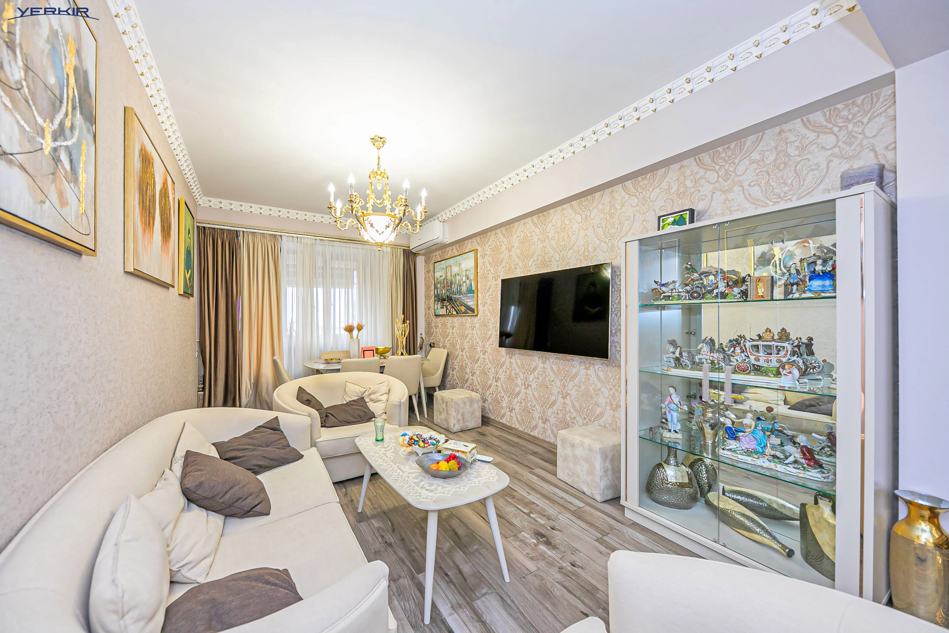 Բնակարաններ Կոդ` 10+220318