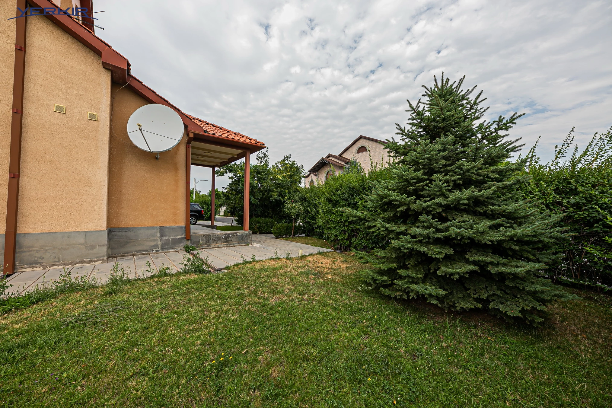 Առանձնատներ Կոդ` 5+519027