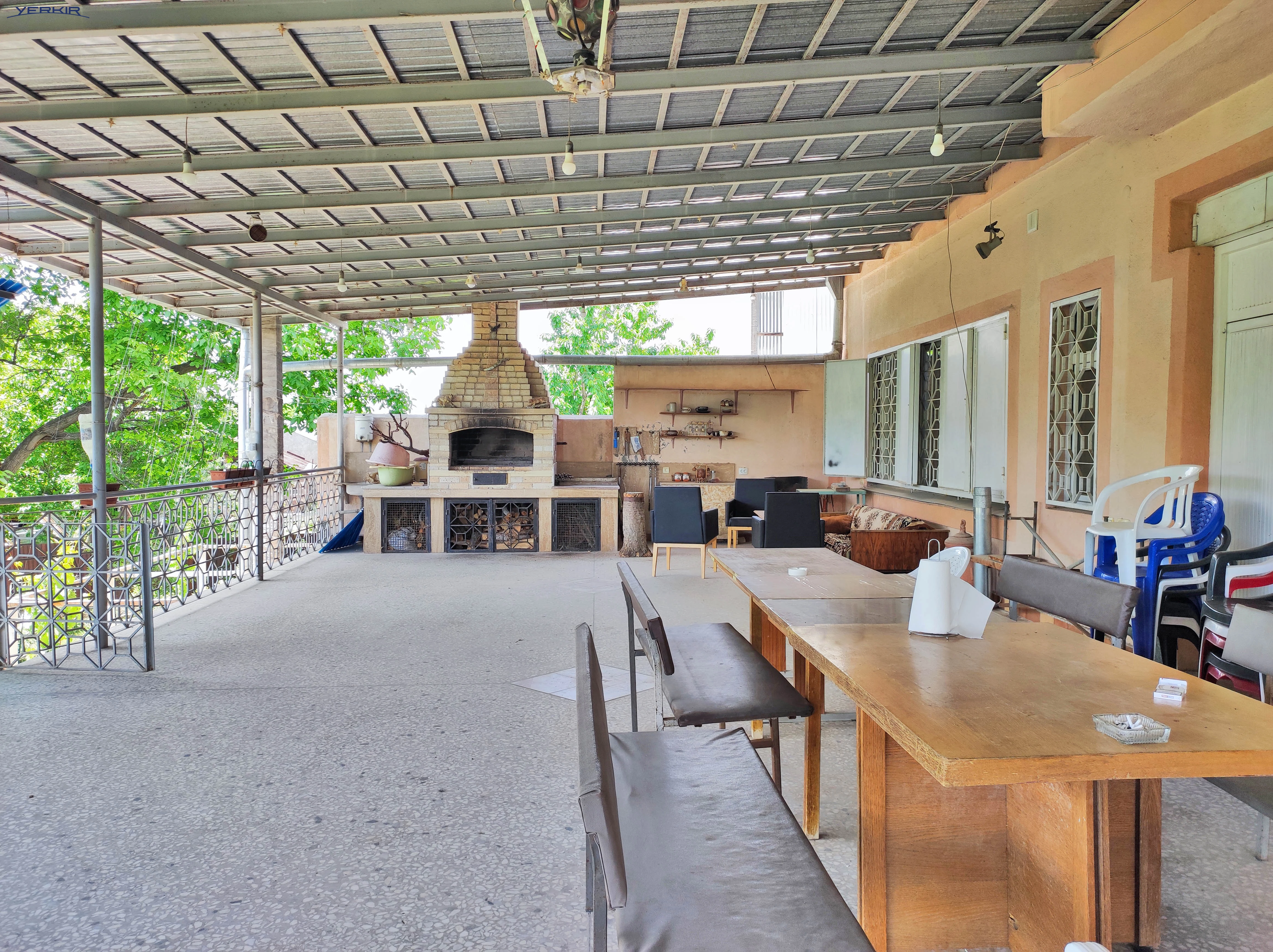 Առանձնատներ Կոդ` 4+511037