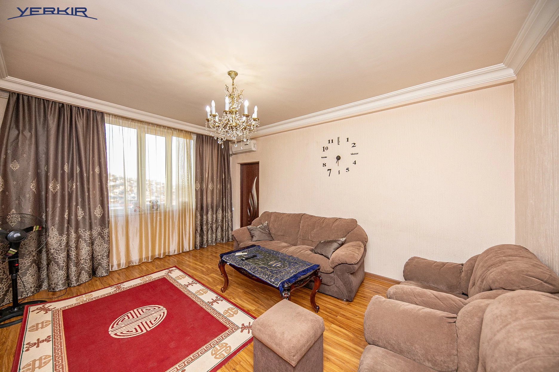 Apartments Code: 10+317054