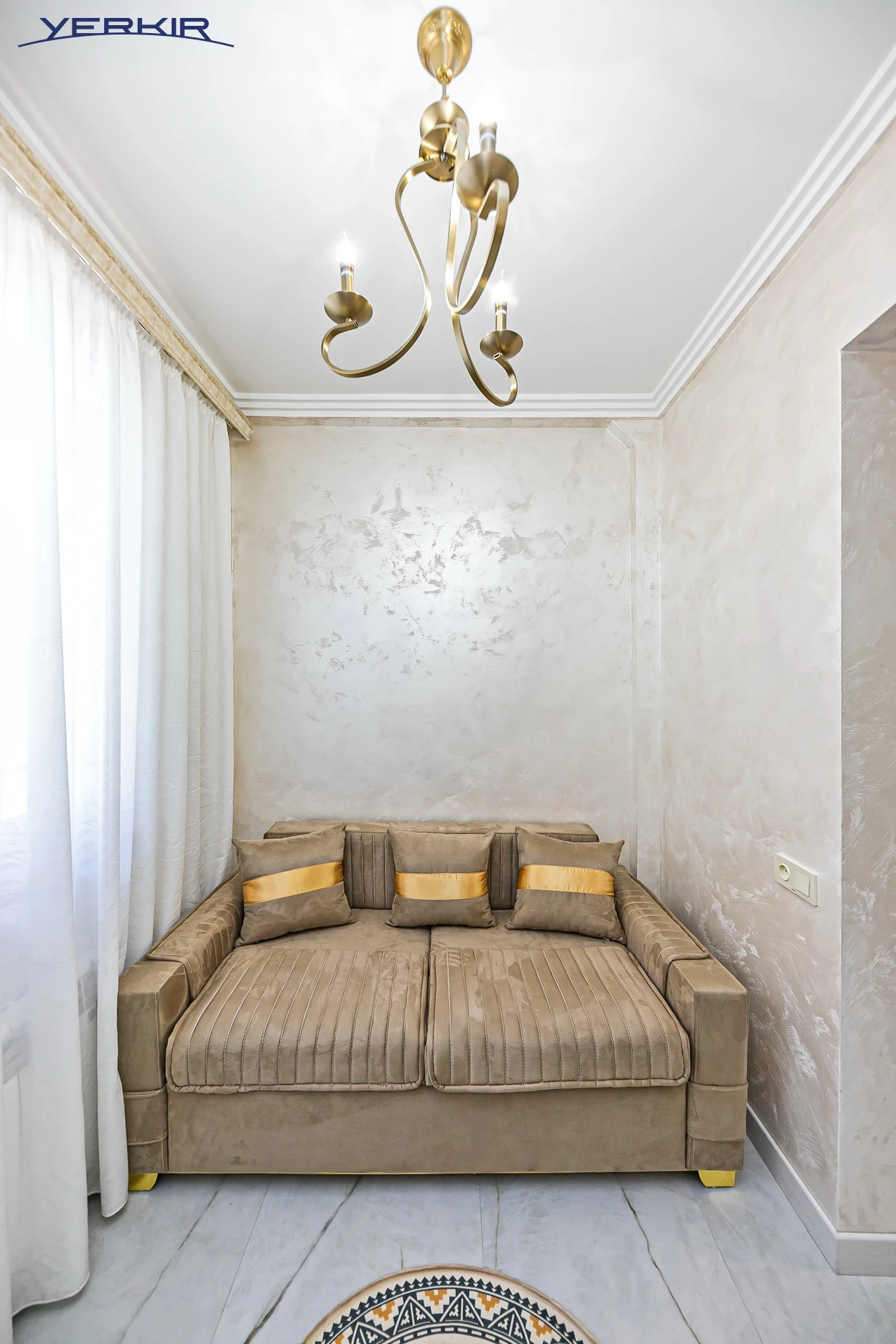 Apartments Code: 5+218071