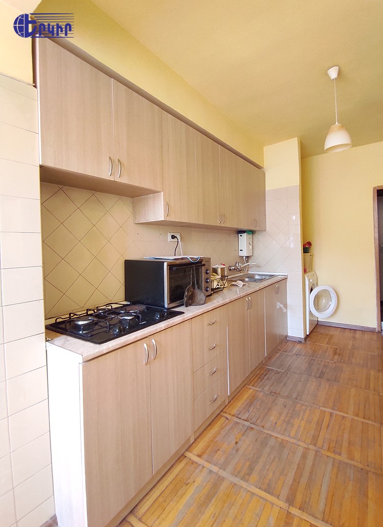 Բնակարաններ Կոդ` 4+201812