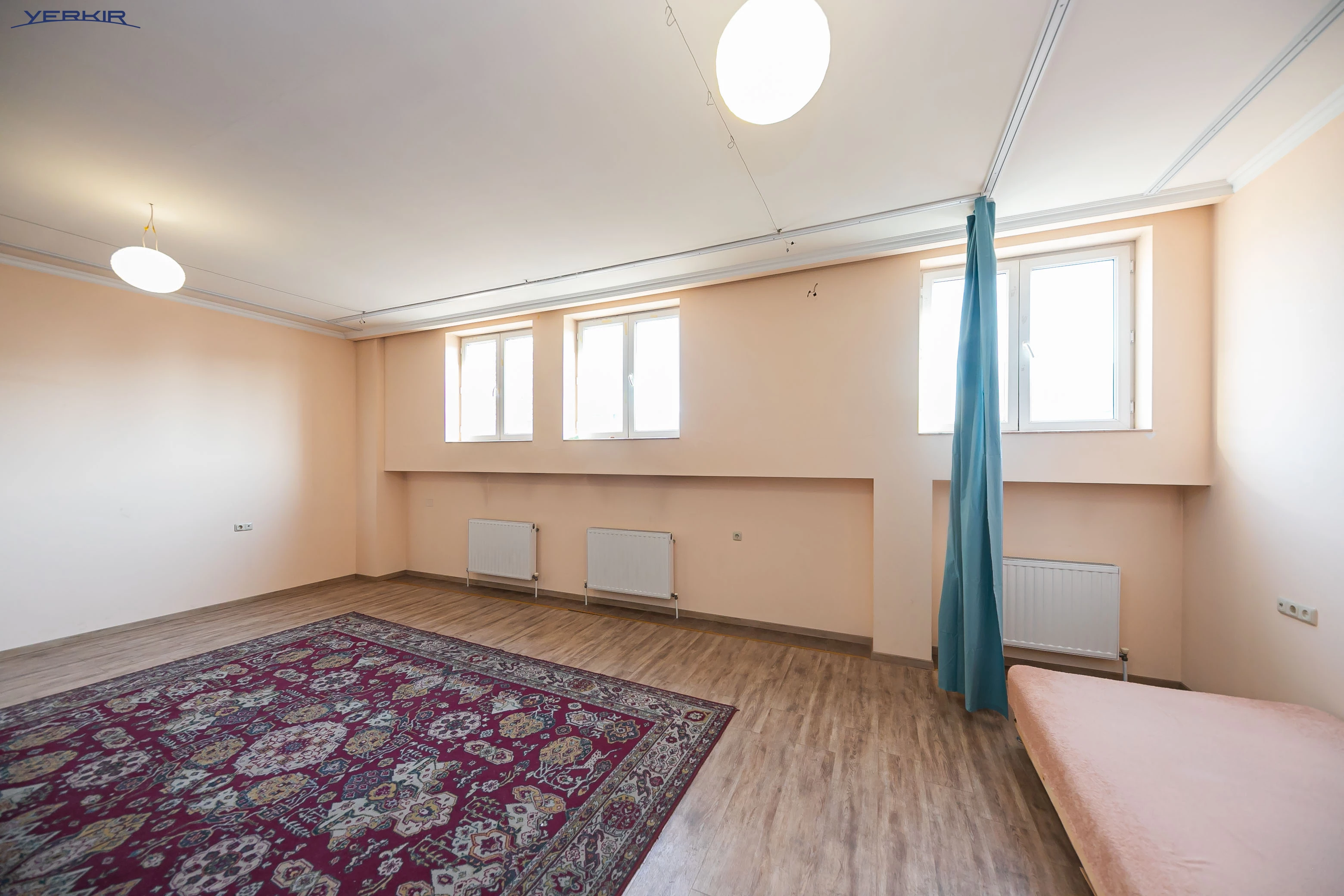 Apartments Code: 5+321677