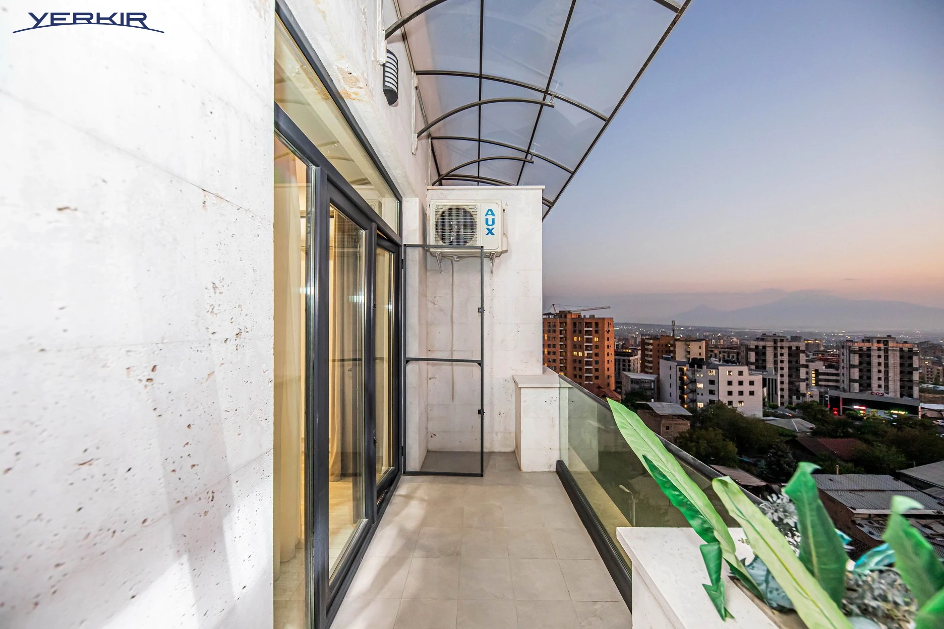 Квартиры Код 9+213236