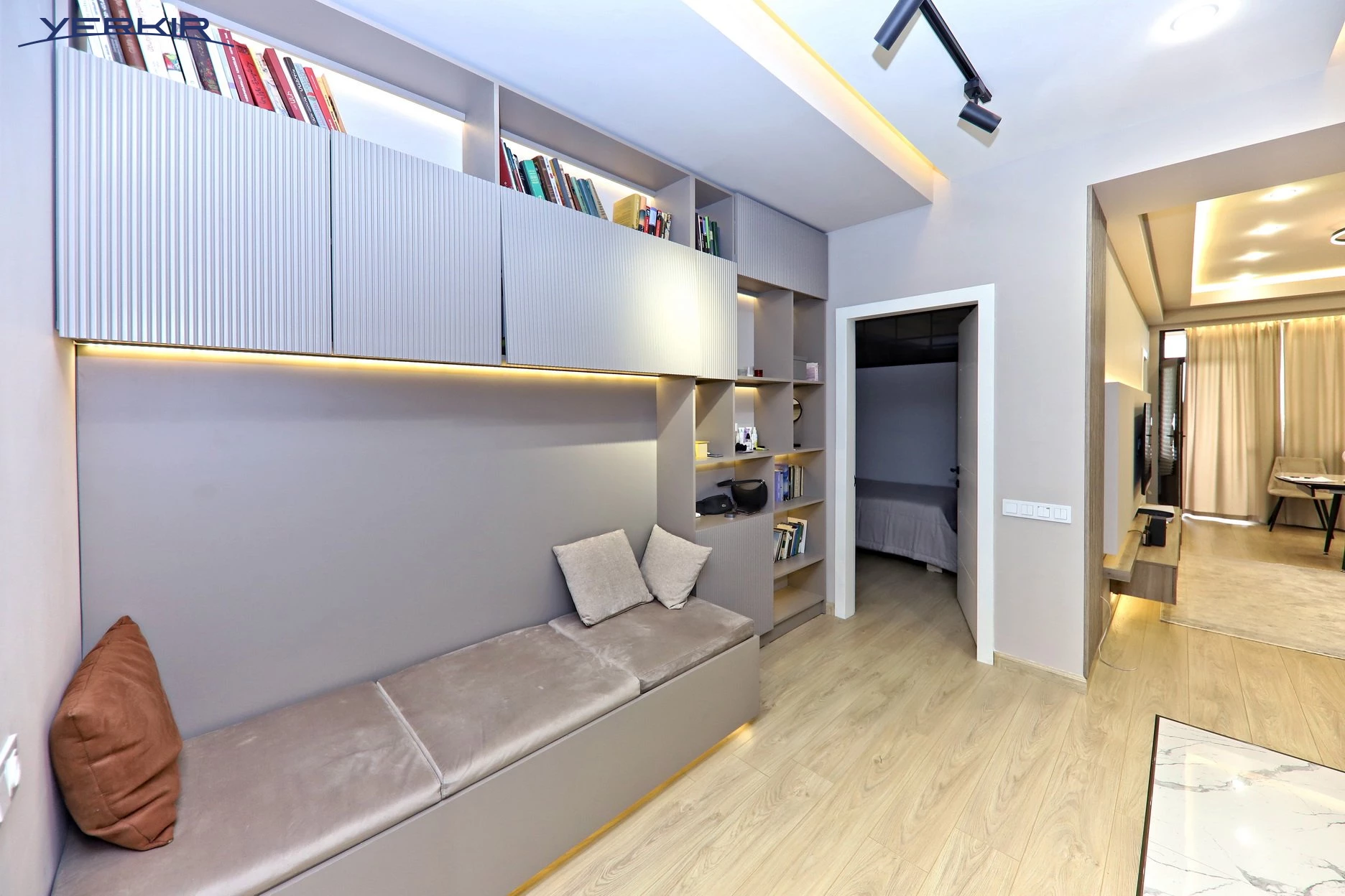 Apartments Code: 9+2718994