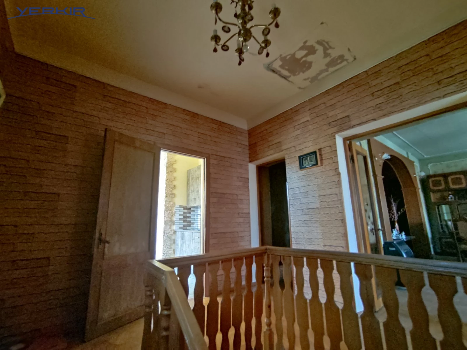 Առանձնատներ Կոդ` 9+518087