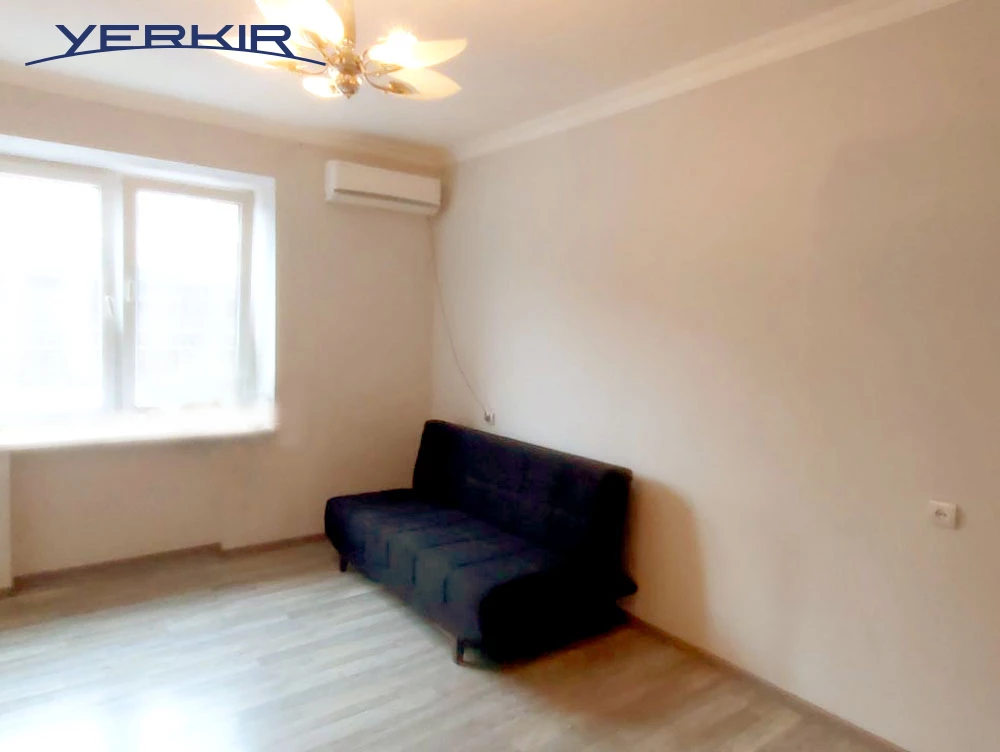 Apartments Code: 5+104649