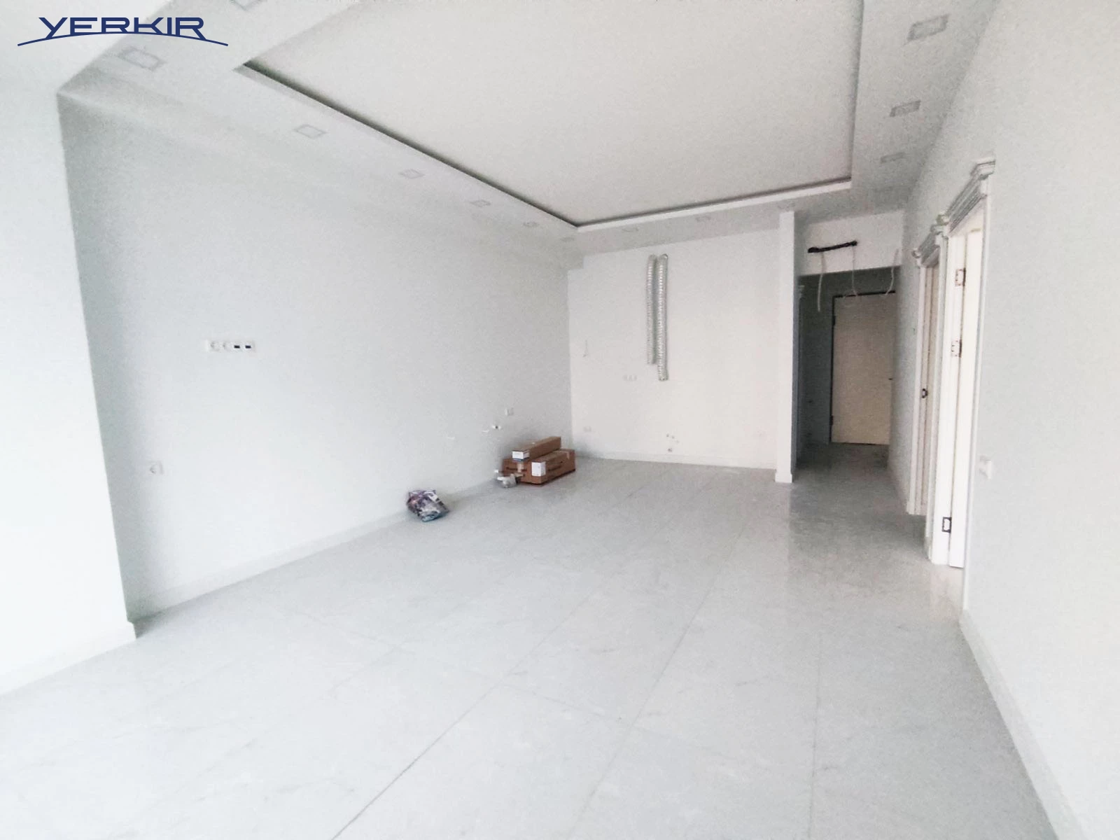 Apartments Code: 9+214878