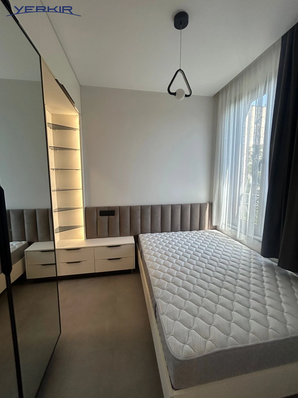 Apartments Code: 9+1885476