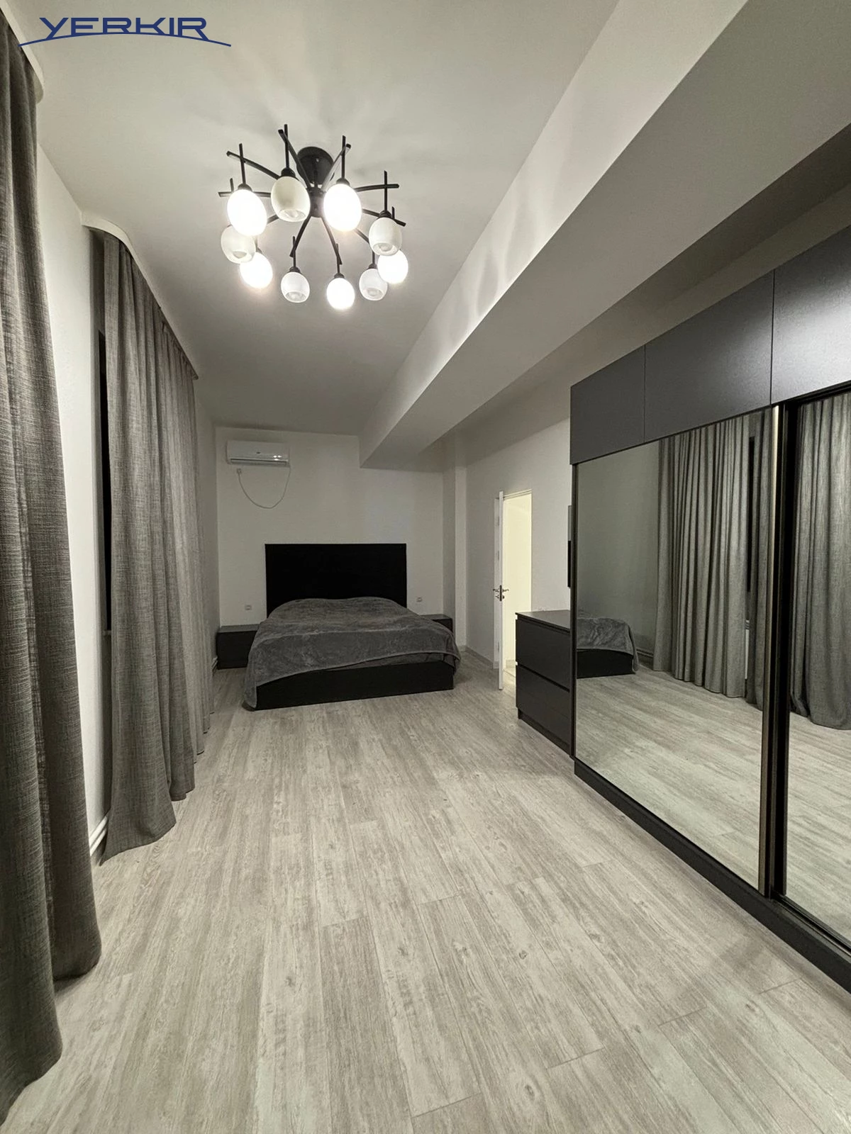 Apartments Code: 1+416150