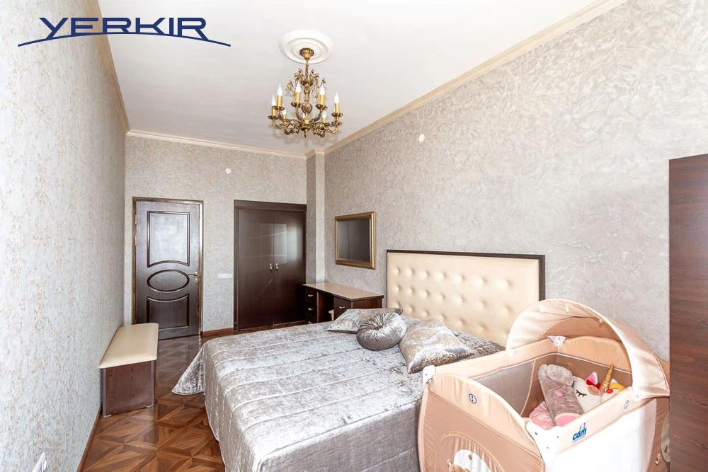 Apartments Code: 10+308153