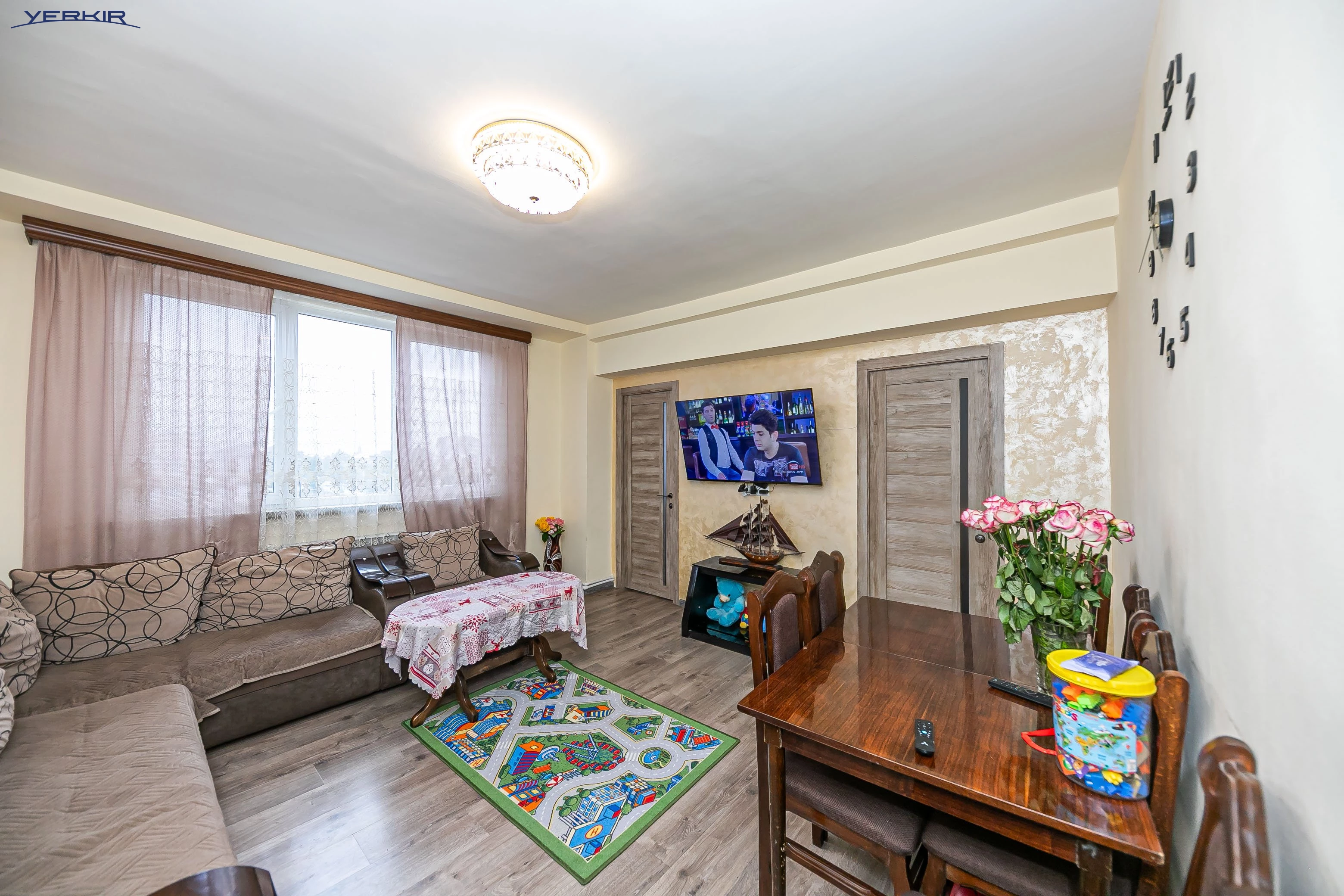 Apartments Code: d+9+220508