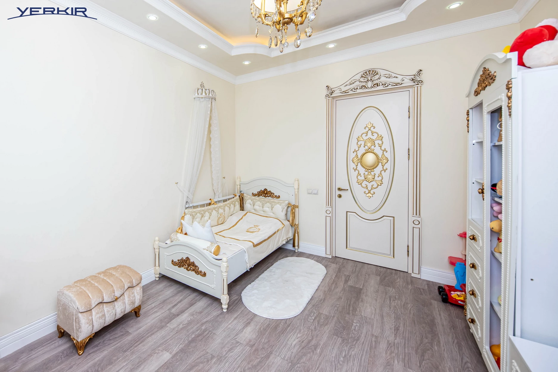 Apartments Code: 5+312159