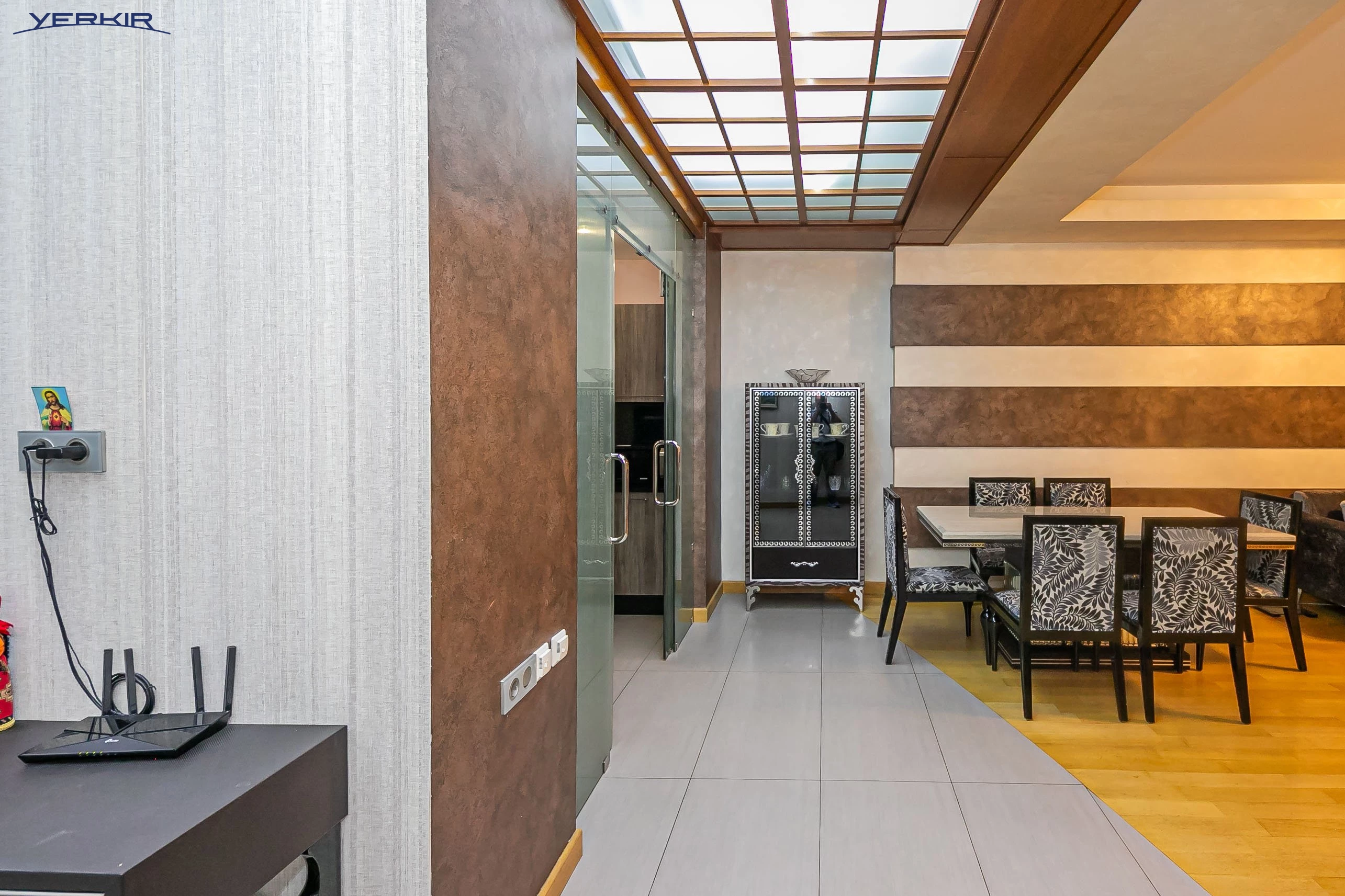 Apartments Code: 9+219804