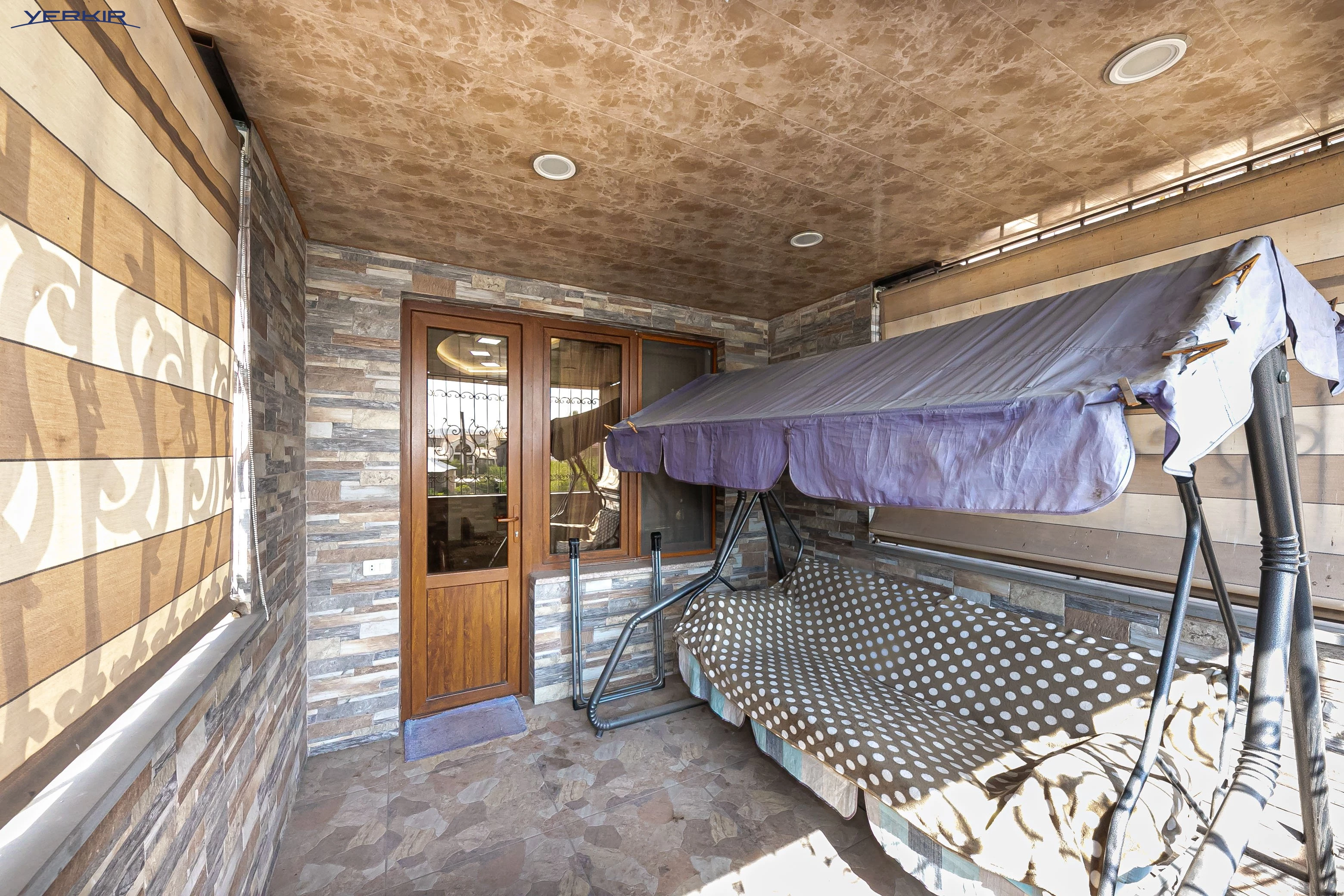 Բնակարաններ Կոդ` 9+4623806