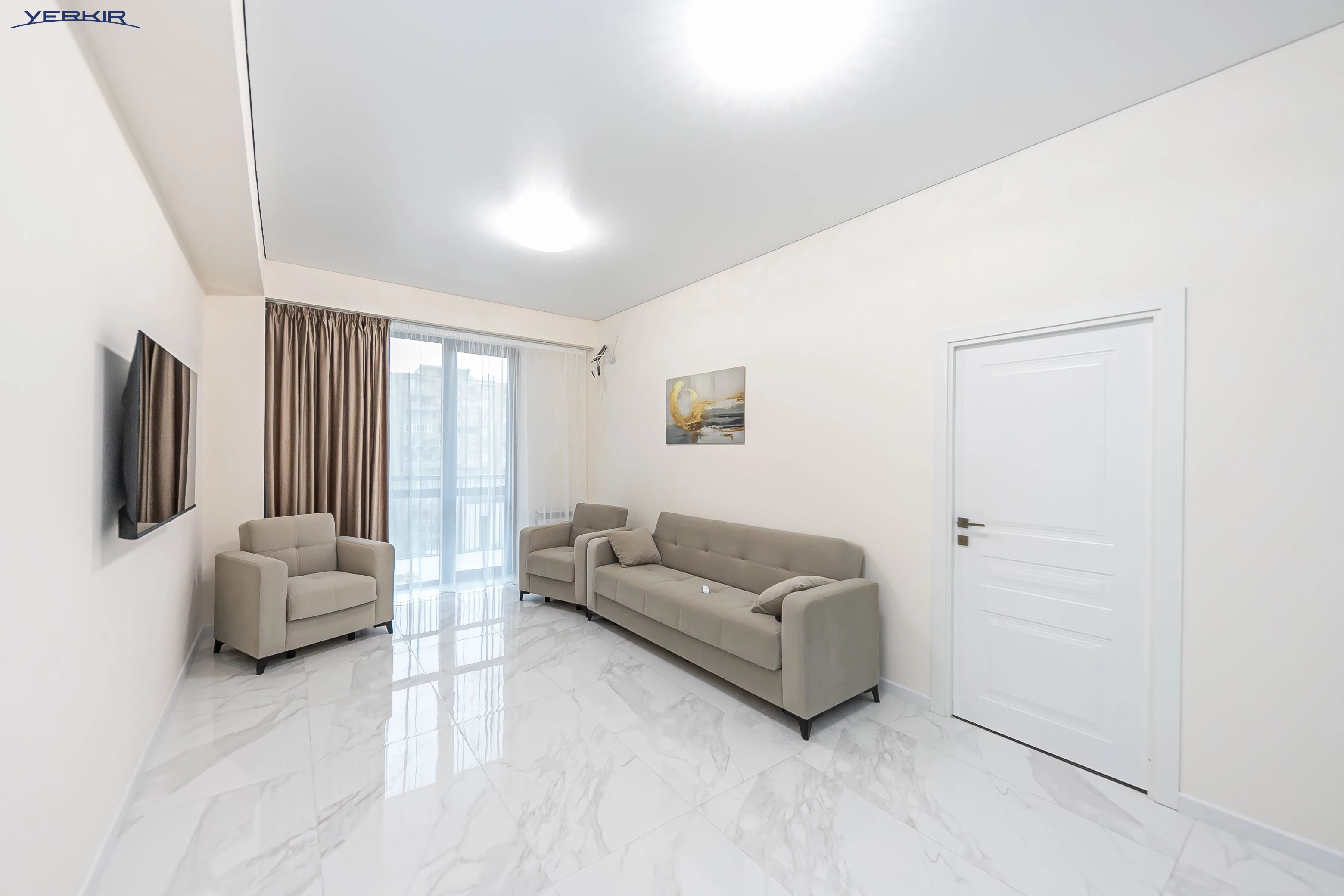 Apartments Code: 9+220480