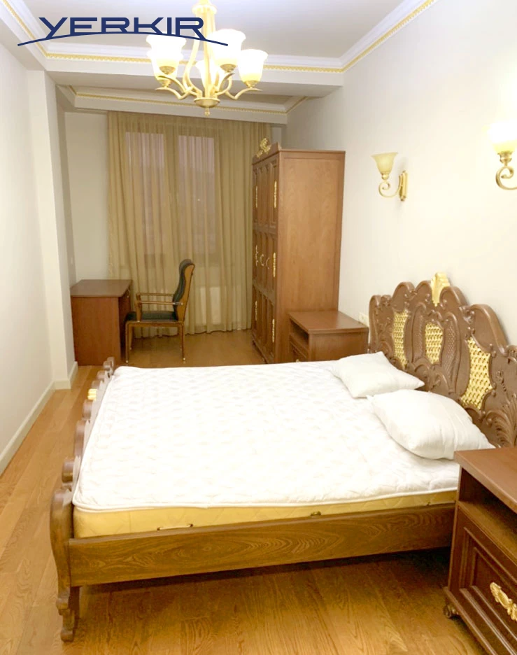 Բնակարաններ Կոդ` 10+305617