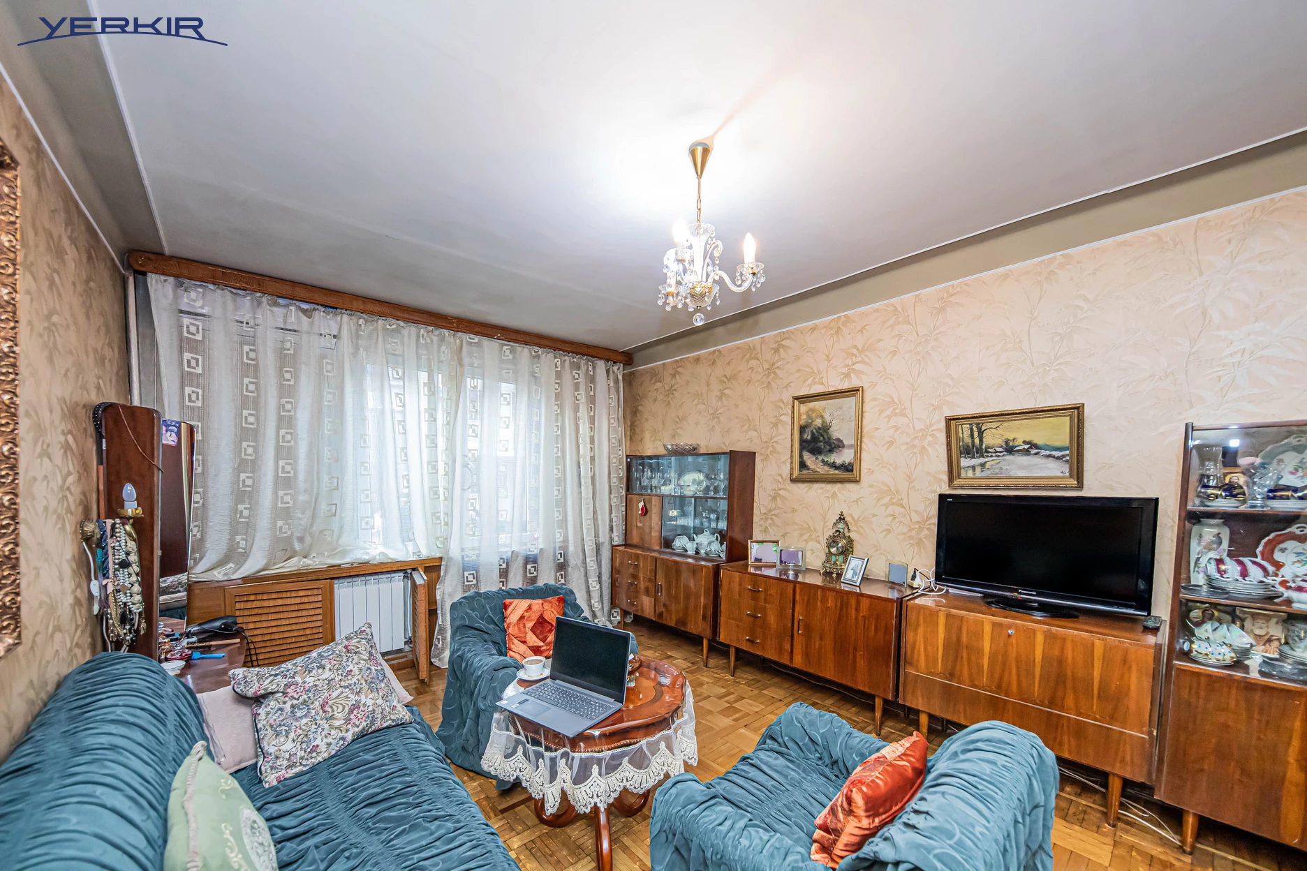 Apartments Code: 5+3349843