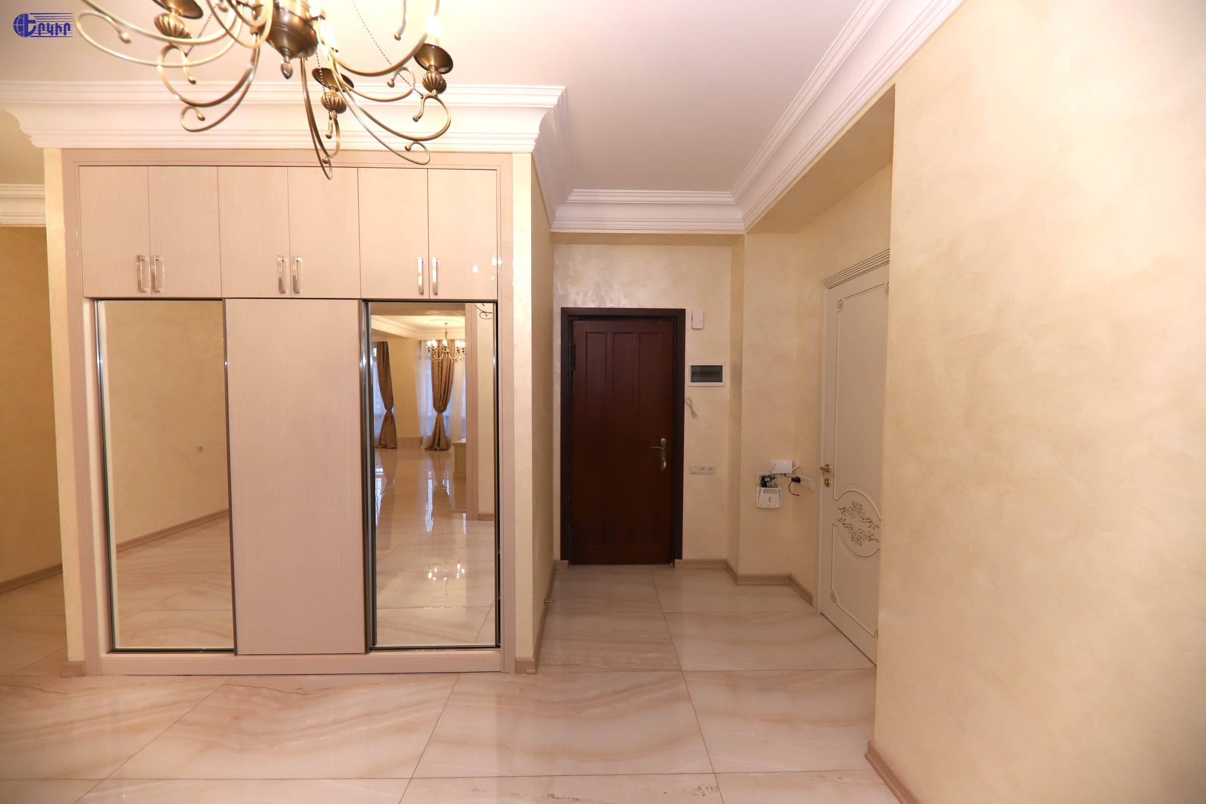 Apartments Code: 10+40032