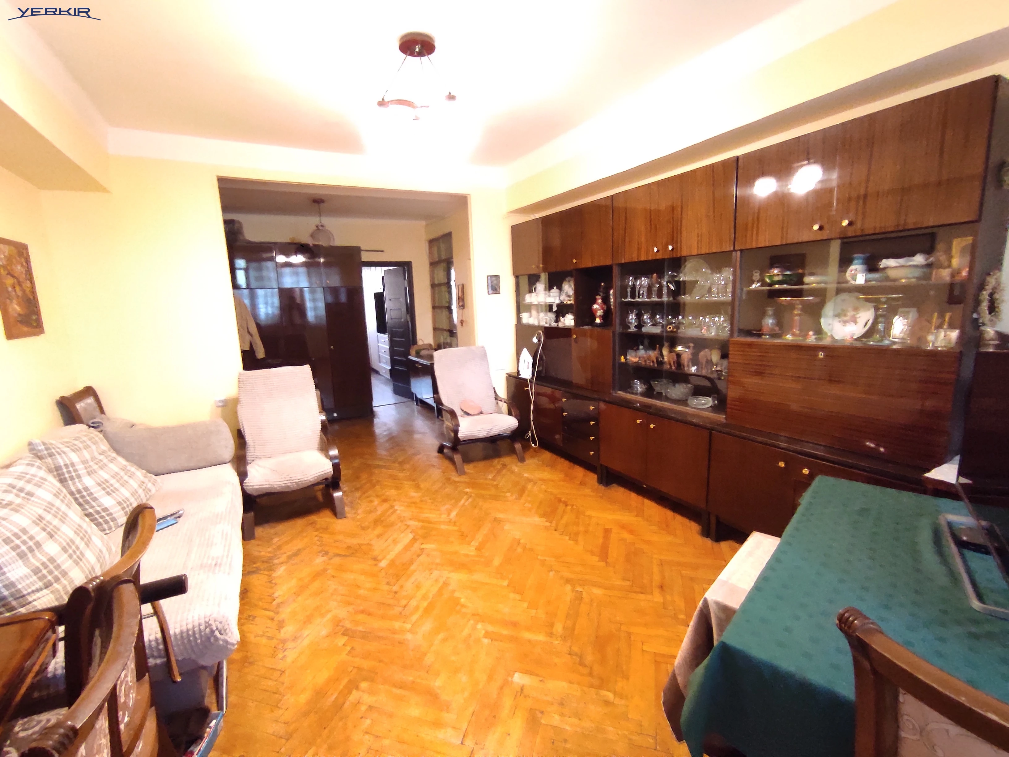 Բնակարաններ Կոդ` 5+313347