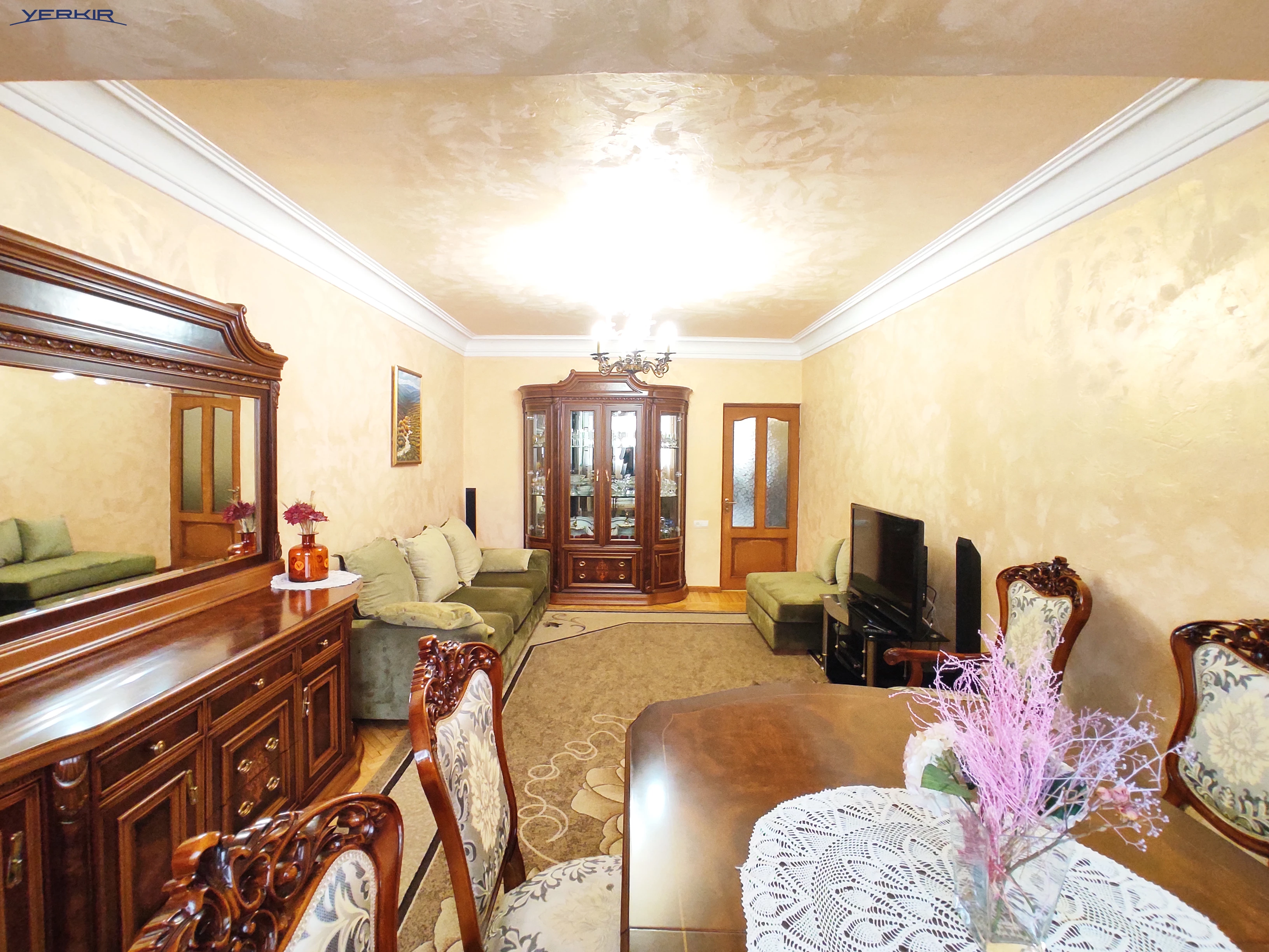 Apartments Code: 10+317462