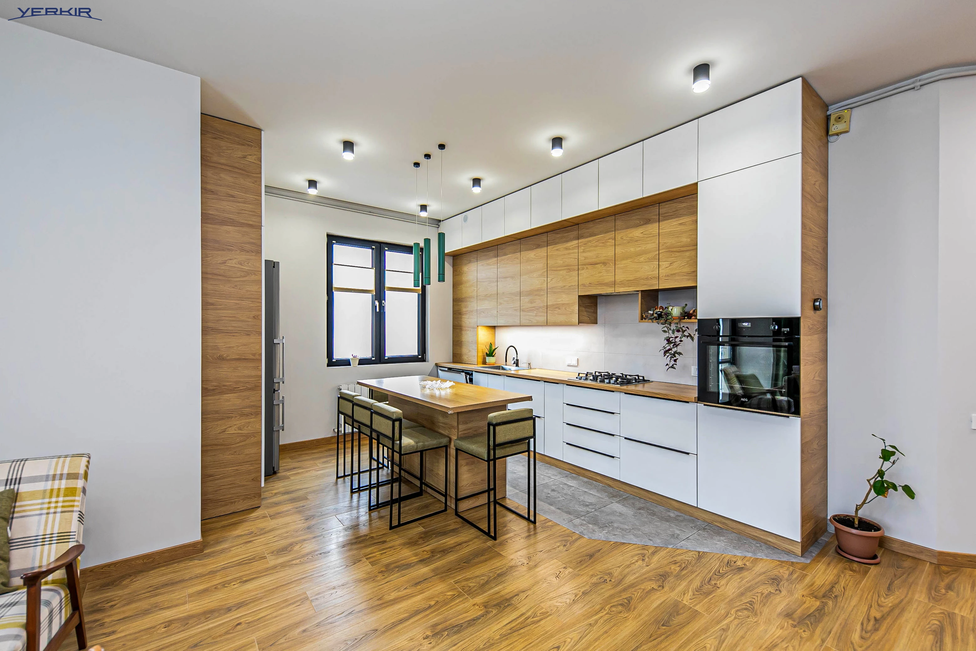 Apartments Code: 5+415188