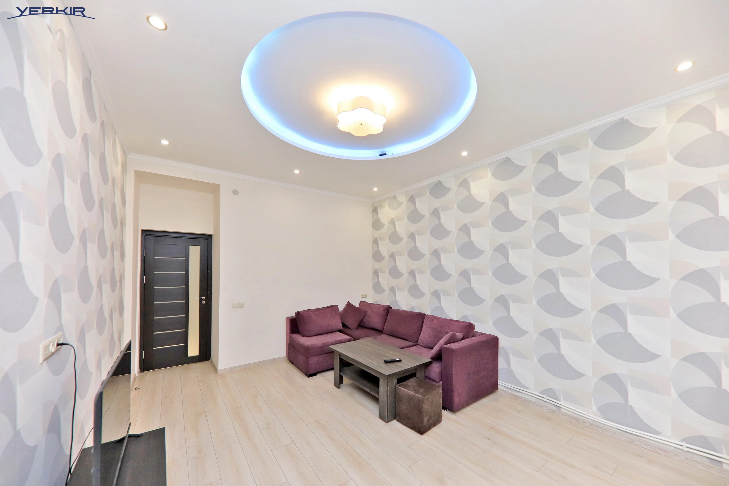 Apartments Code: 8+209866