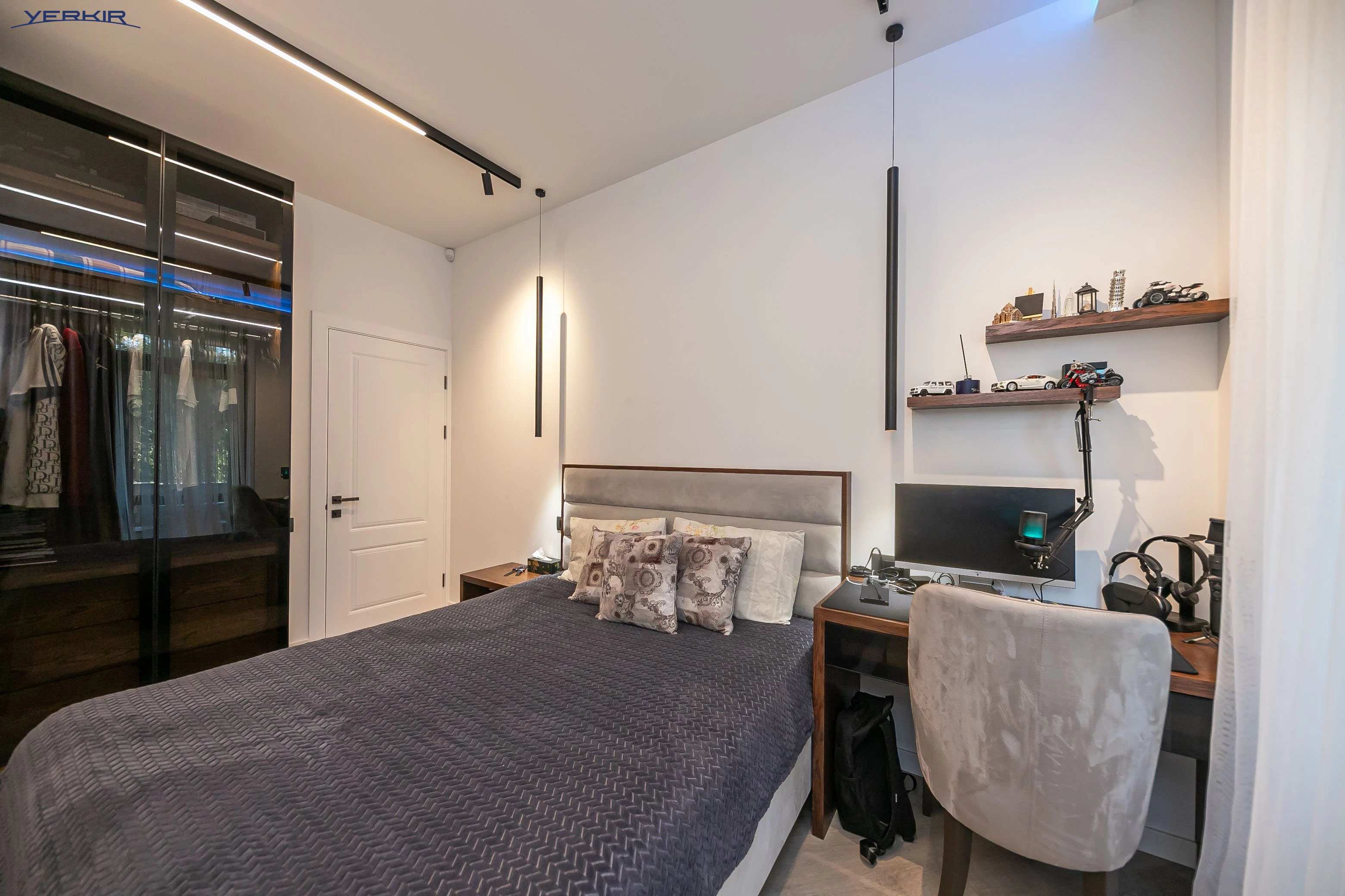 Apartments Code: 9+420819