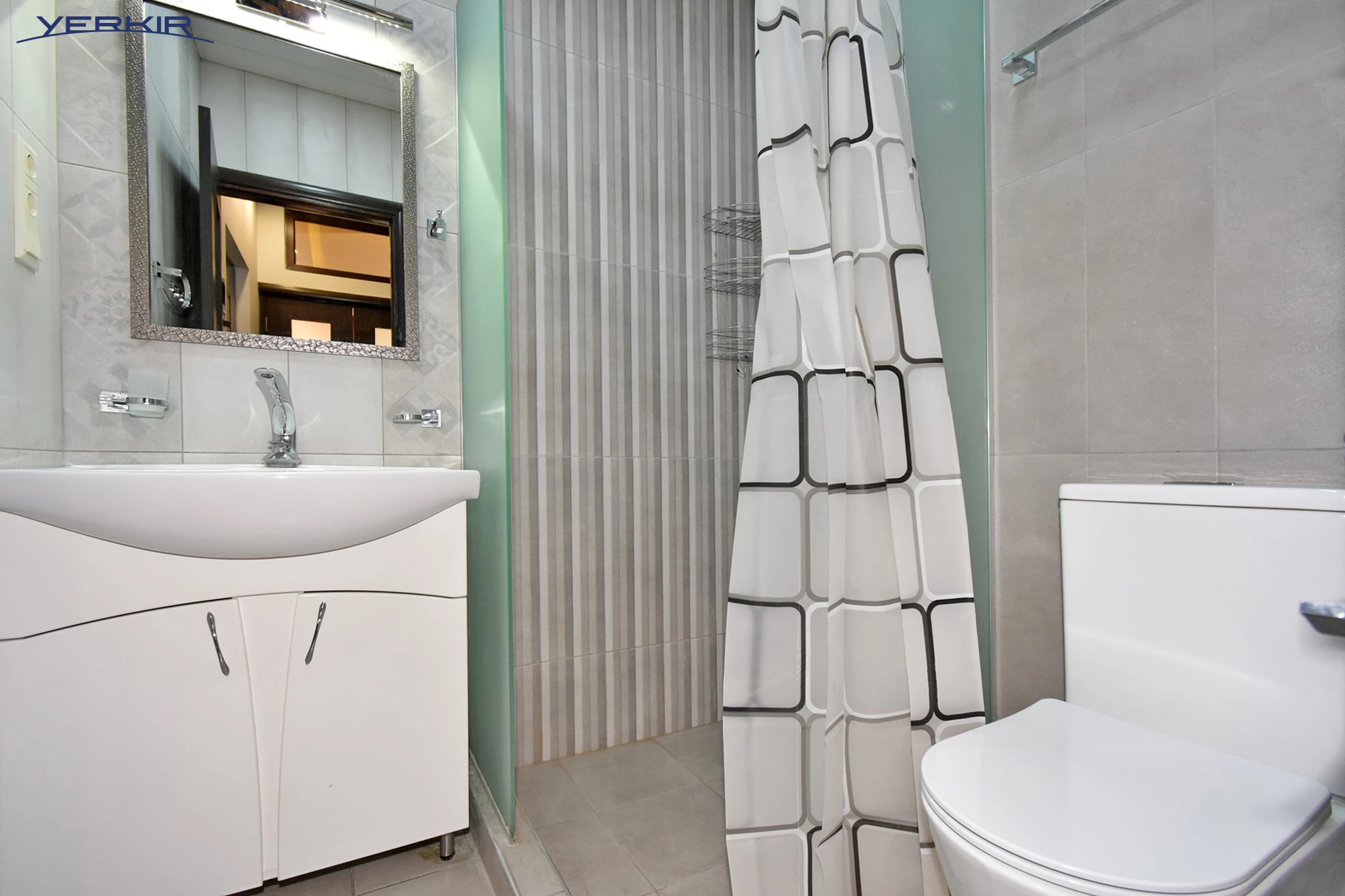 Apartments Code: 10+317820