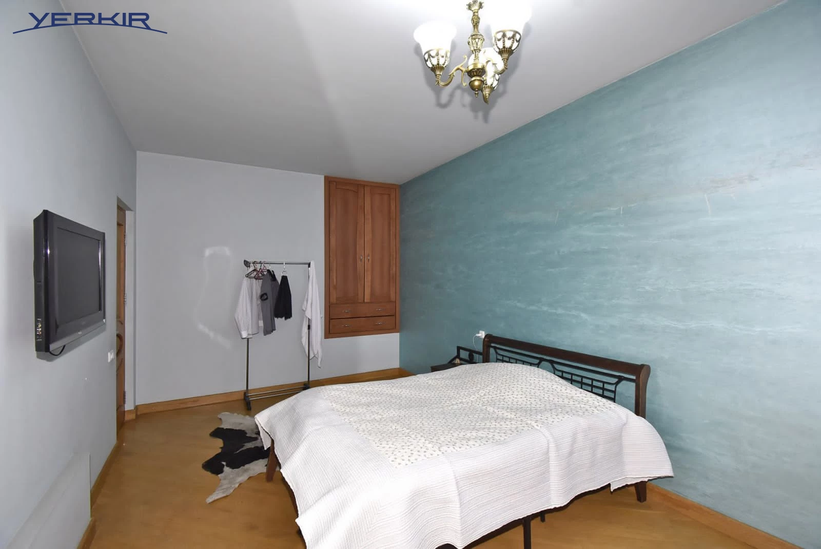 Apartments Code: 3+815120