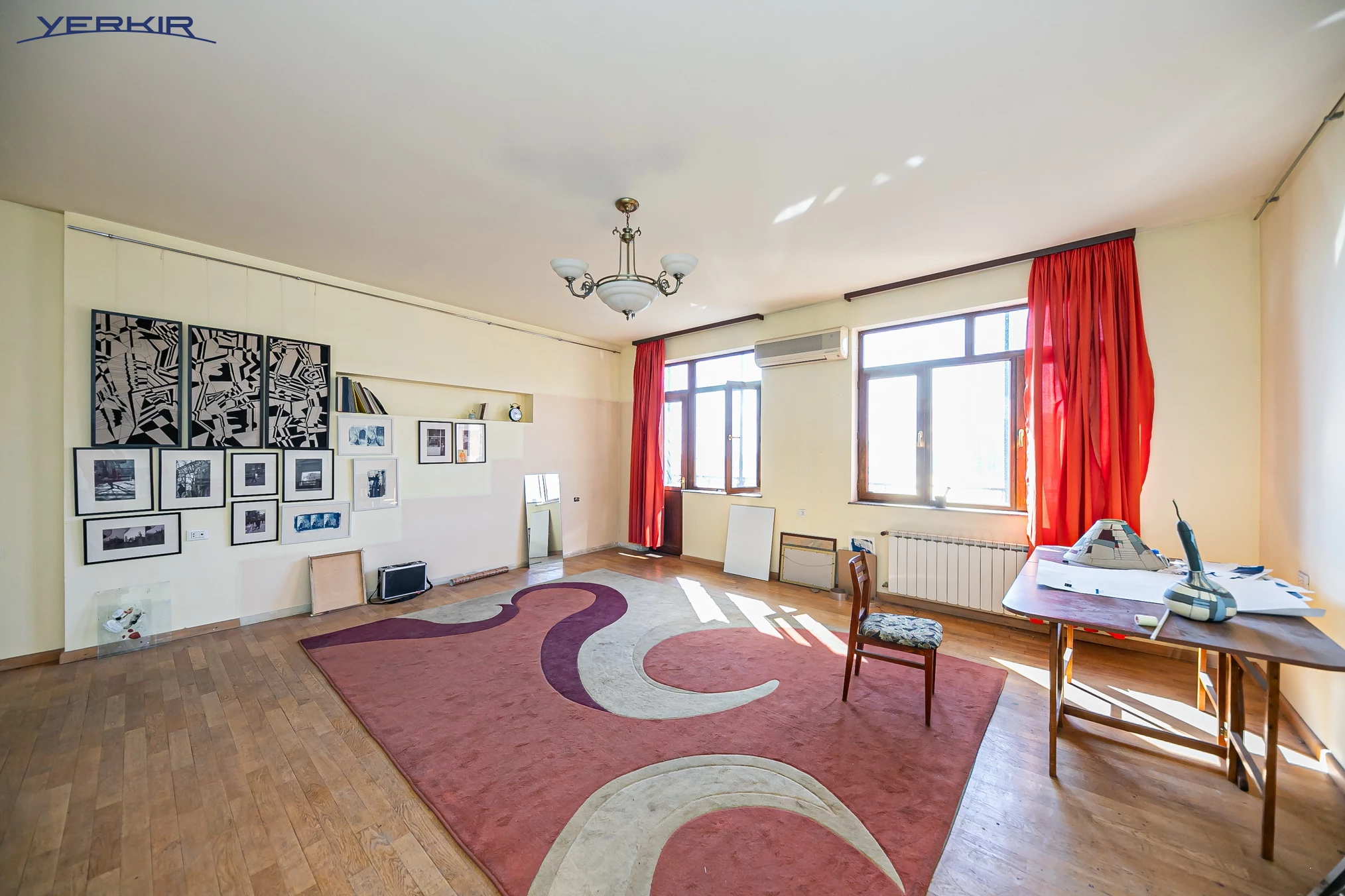 Apartments Code: 5+819431