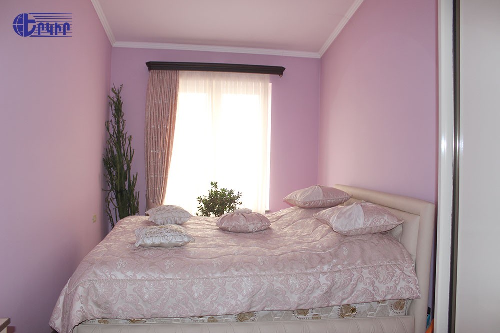 Առանձնատներ Կոդ` 9+50125