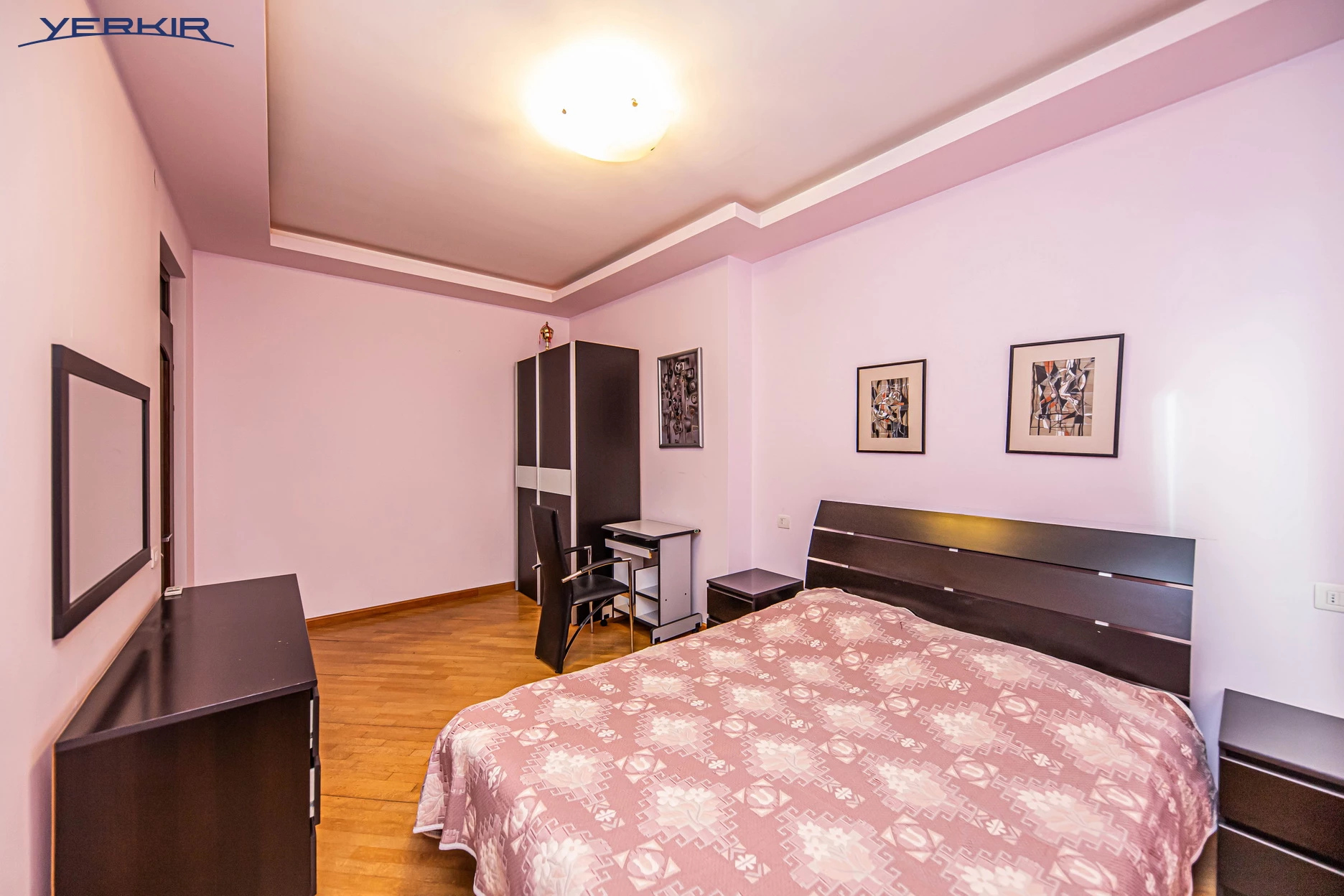 Apartments Code: 7+415049