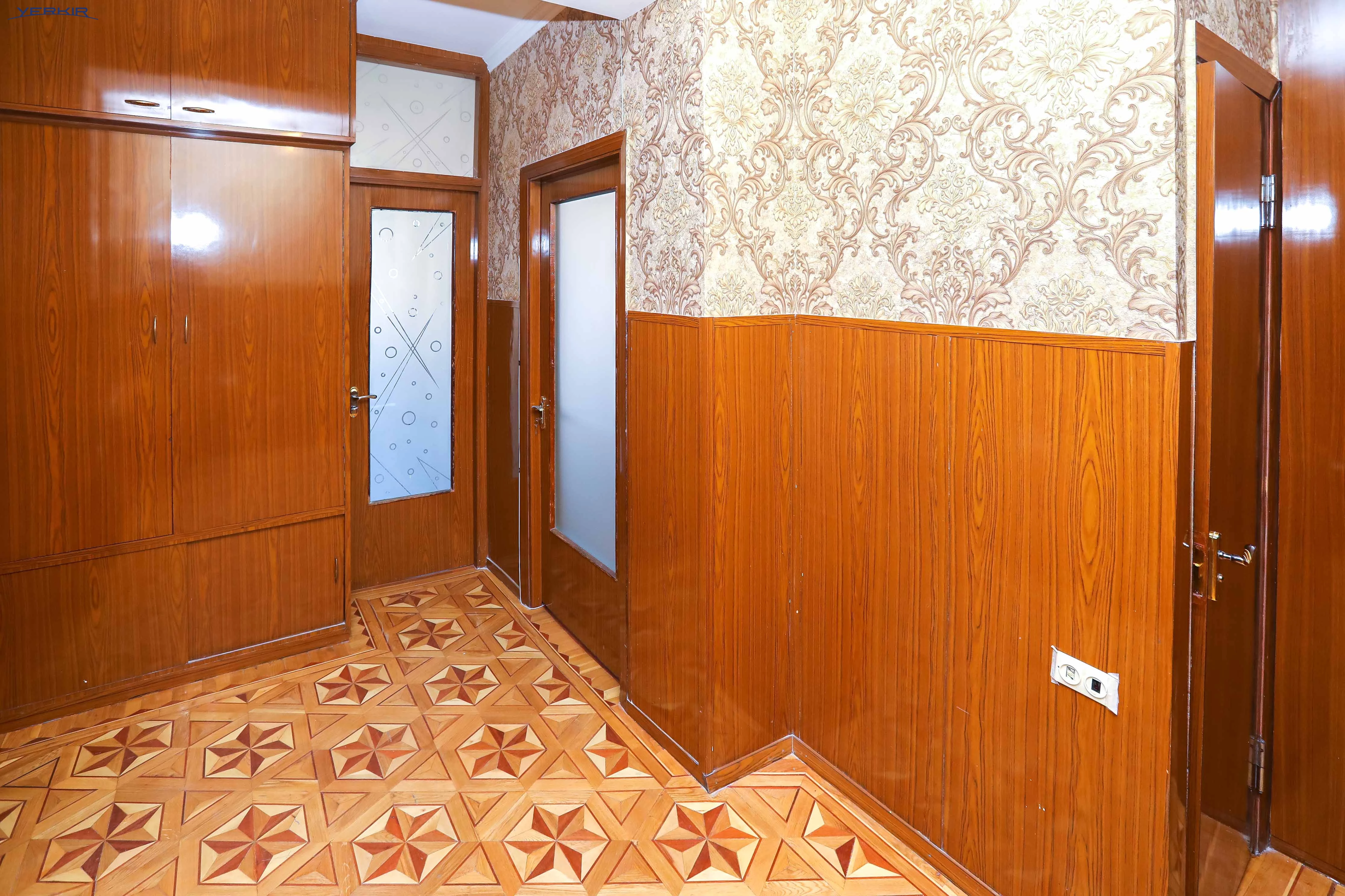 Apartments Code: 5+420114