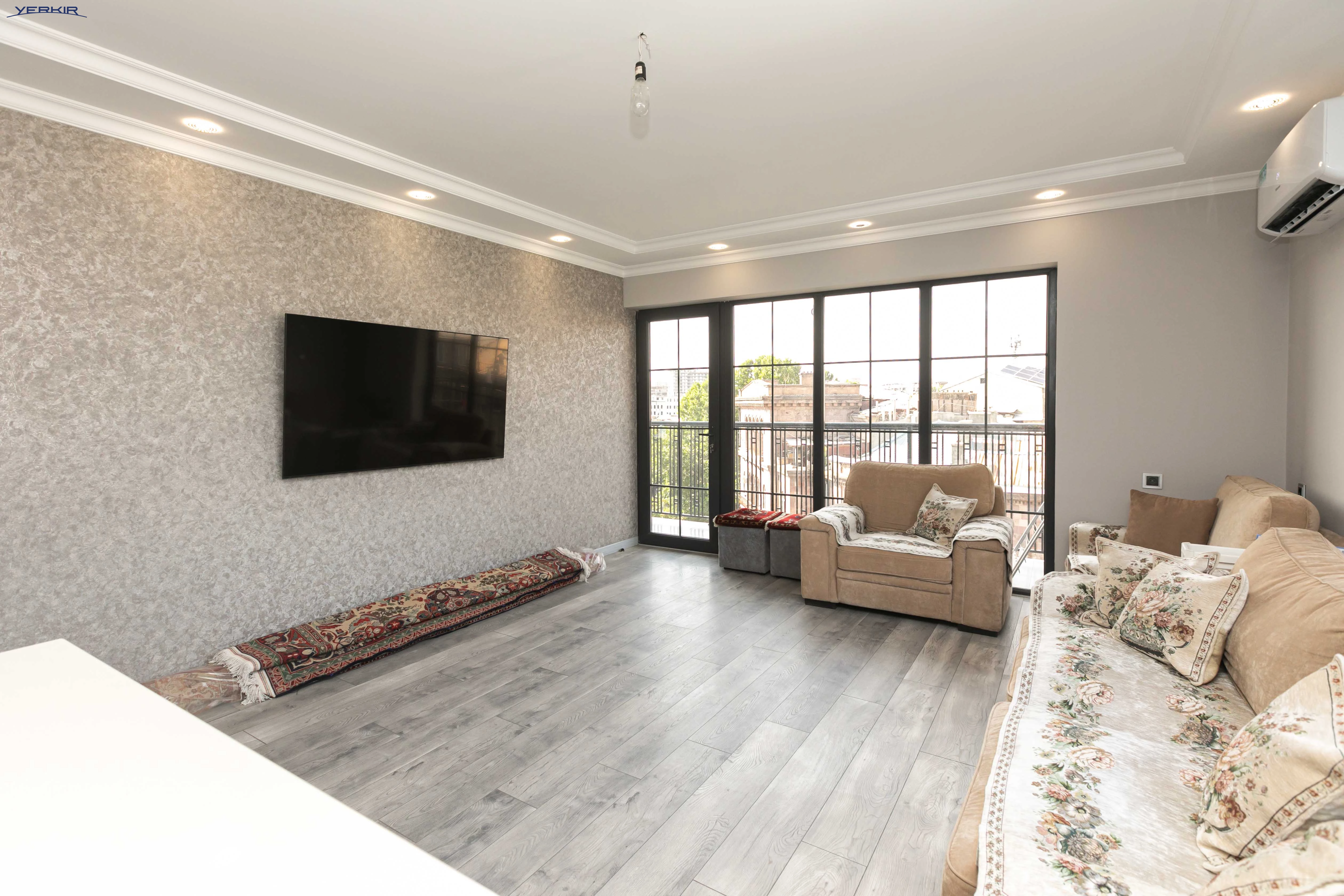 Apartments Code: 1+219348