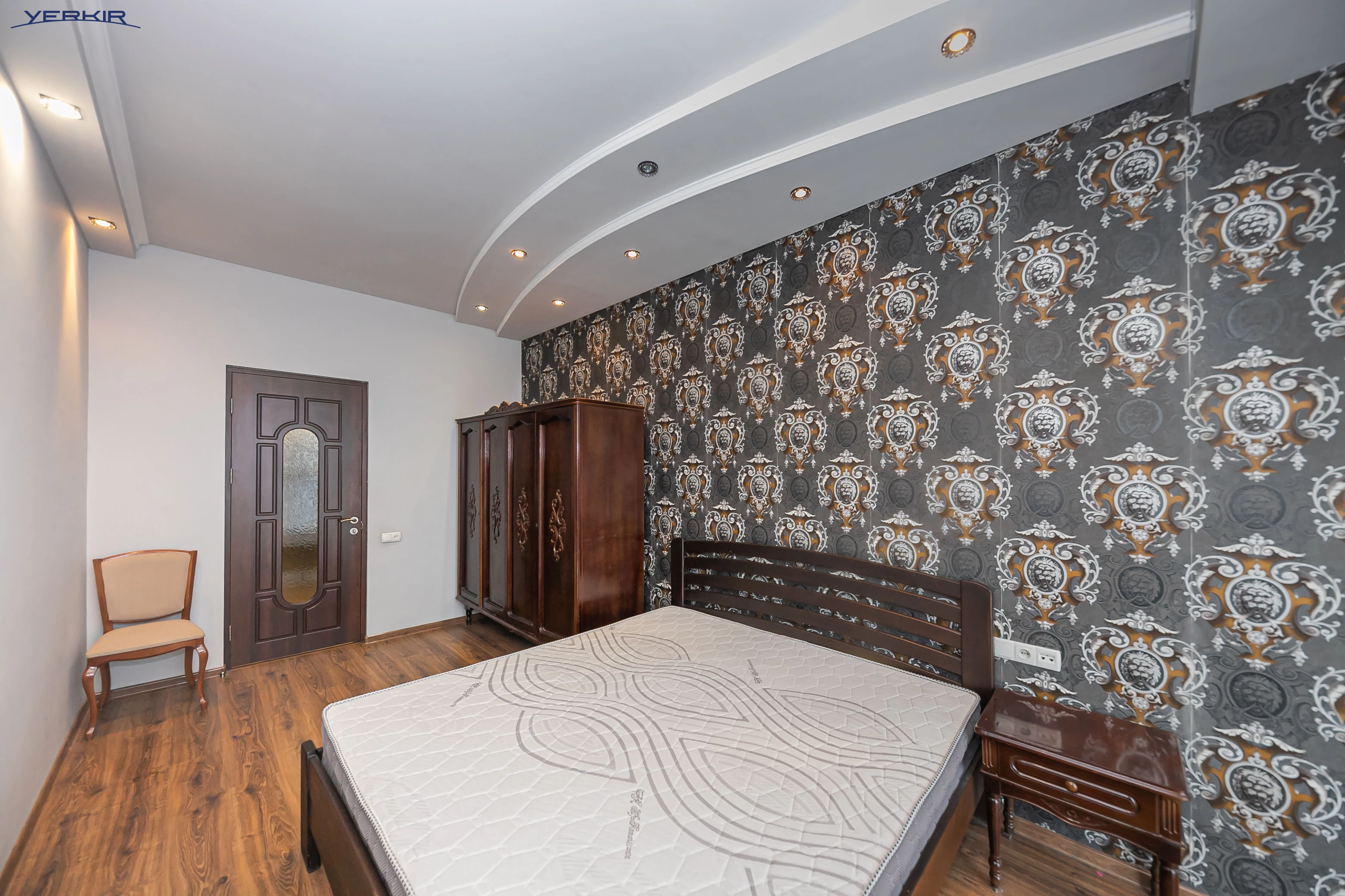 Apartments Code: 5+321526