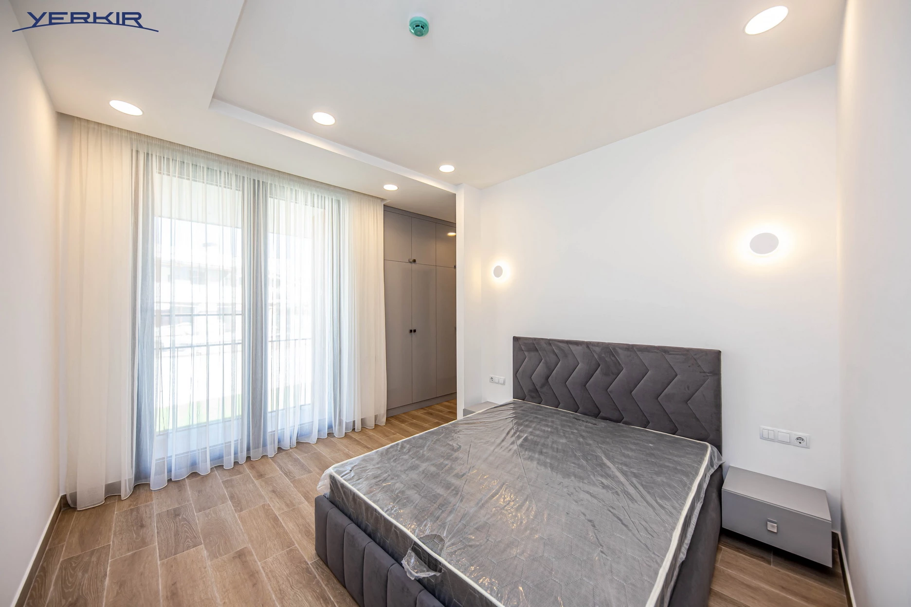 Առանձնատներ Կոդ` 5+513741