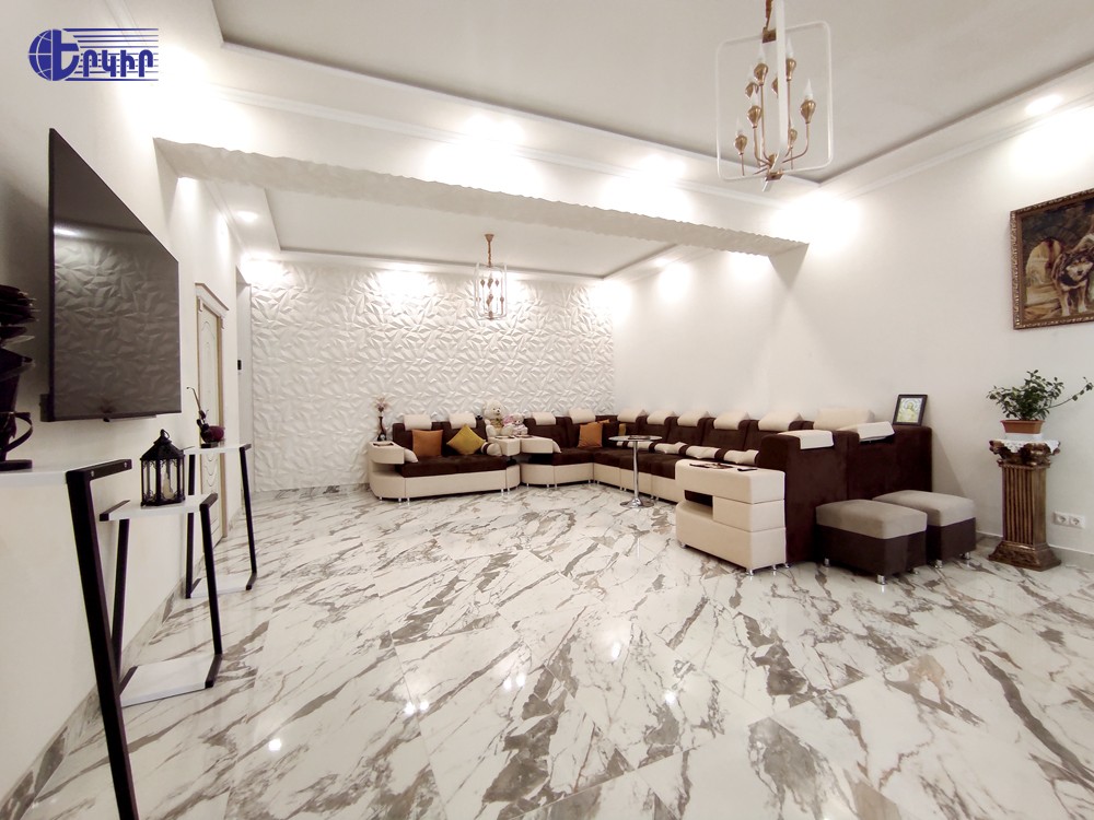 Дома Код 4+503077