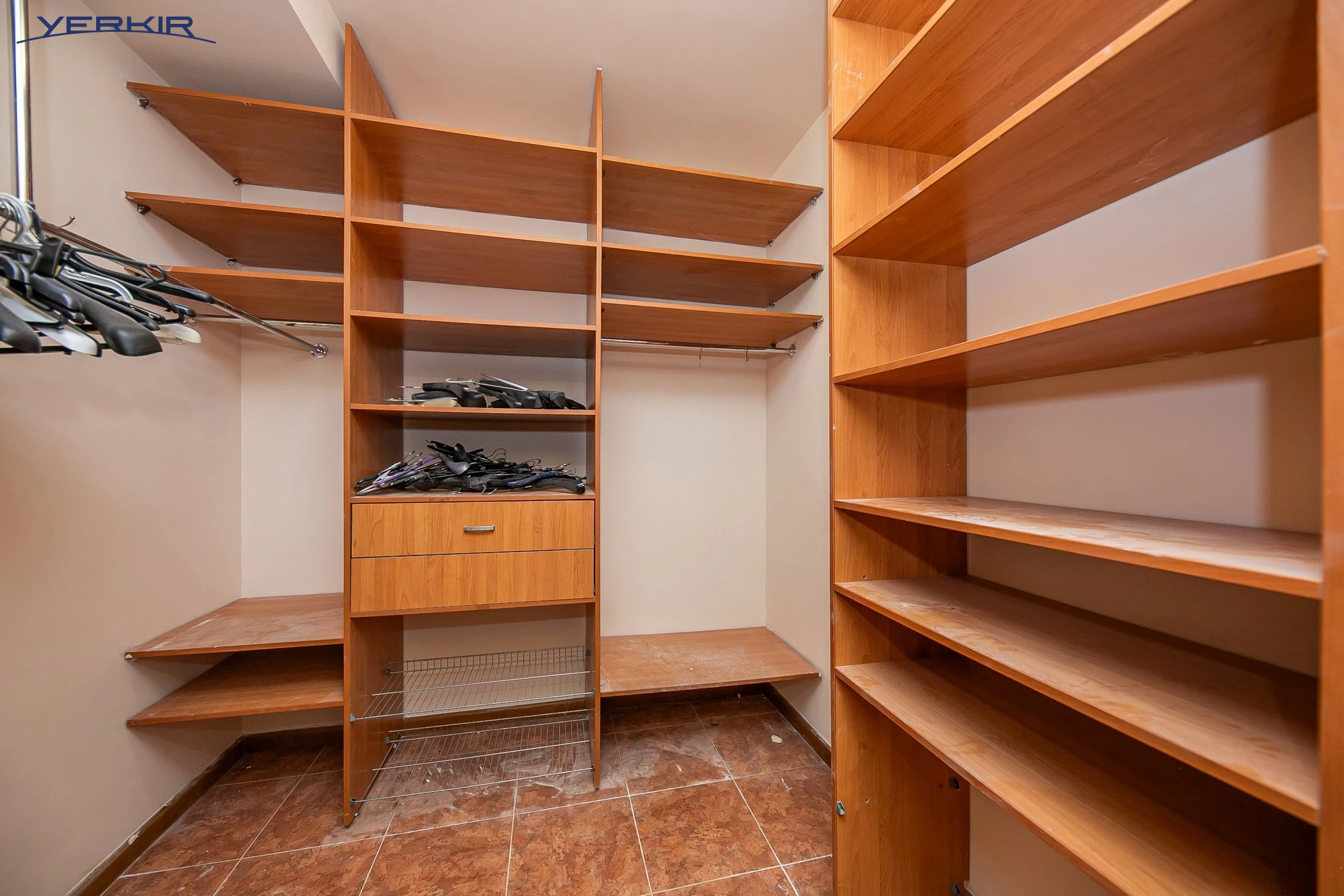 Apartments Code: 2+317345