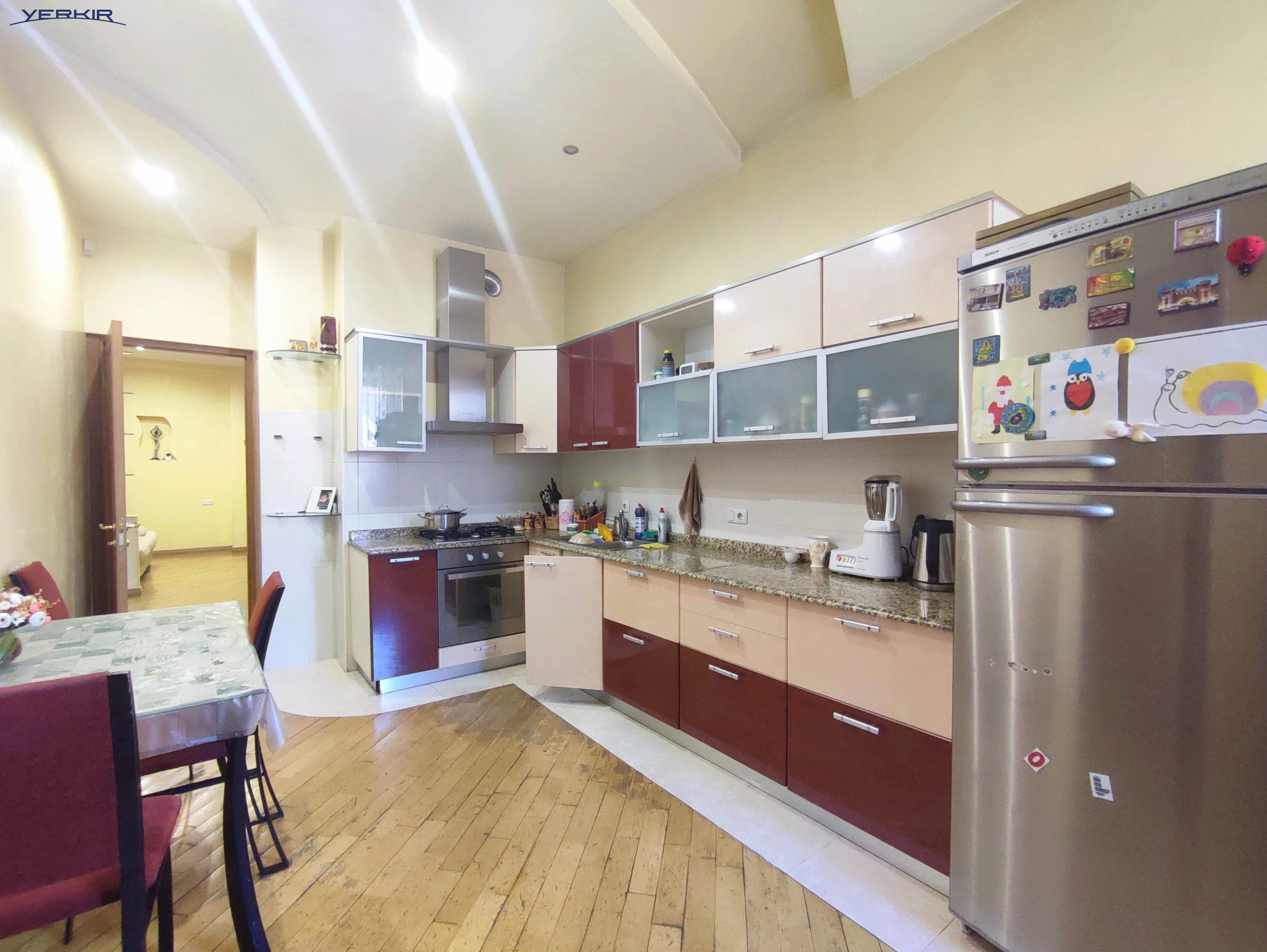 Apartments Code: 9+412677