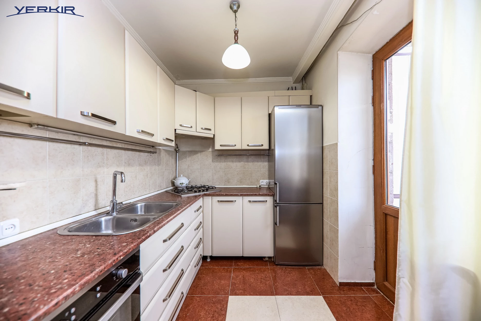 Apartments Code: 4+213951