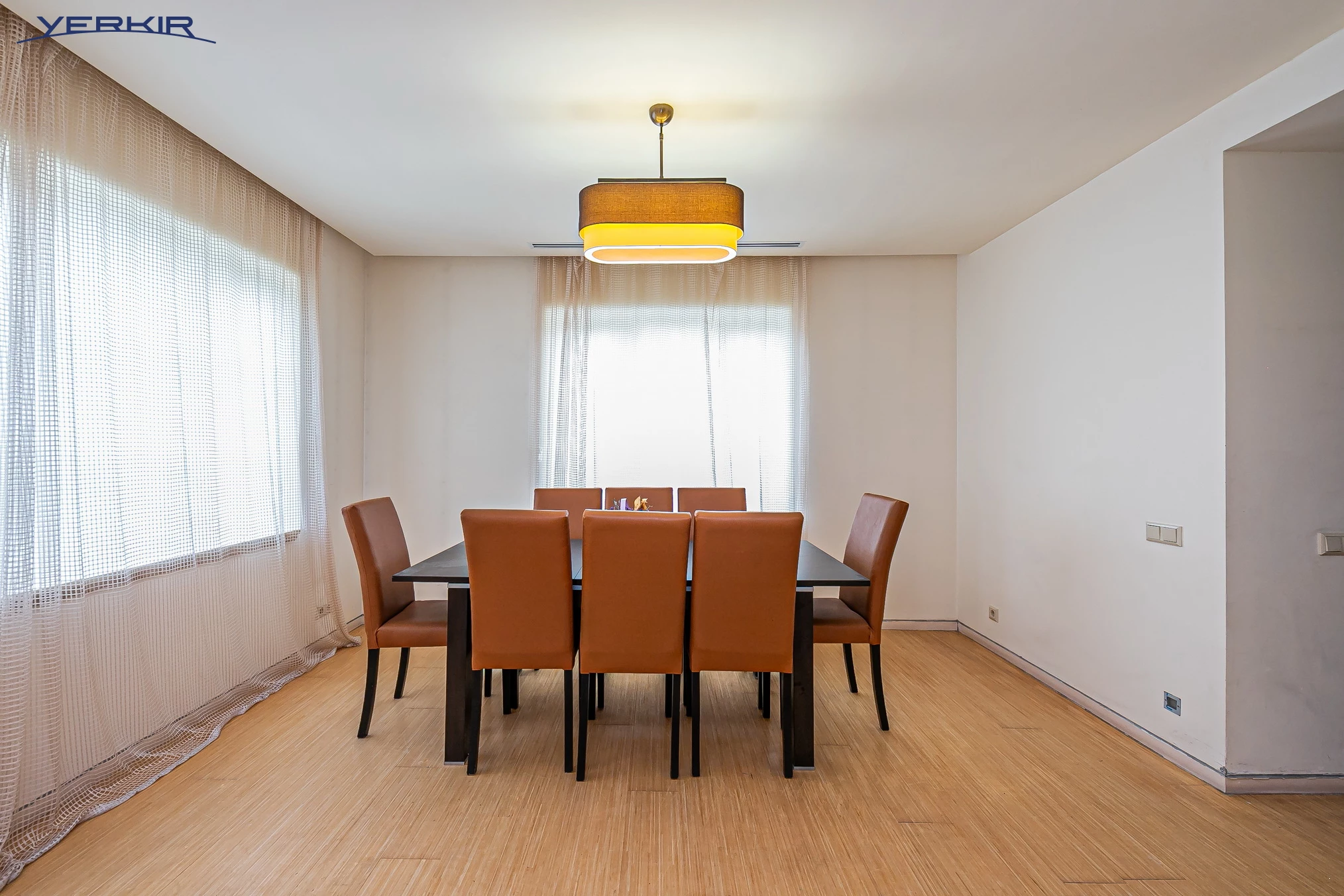 Առանձնատներ Կոդ` 5+519027