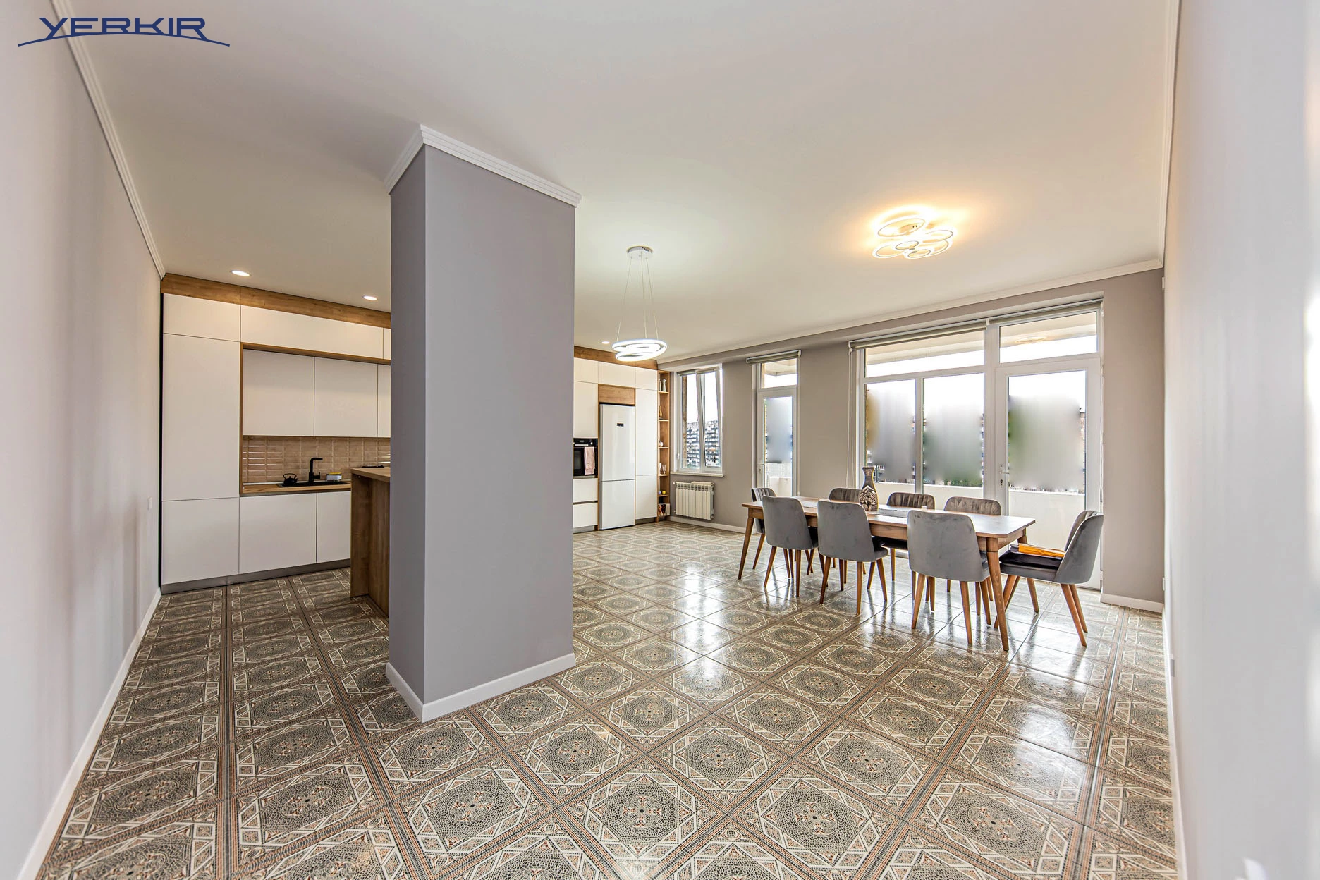 Բնակարաններ Կոդ` 5+313070