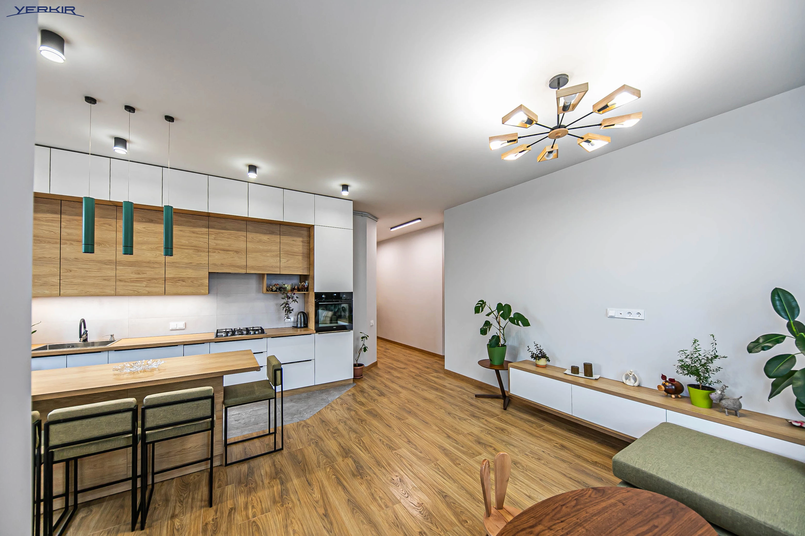 Apartments Code: 5+415188