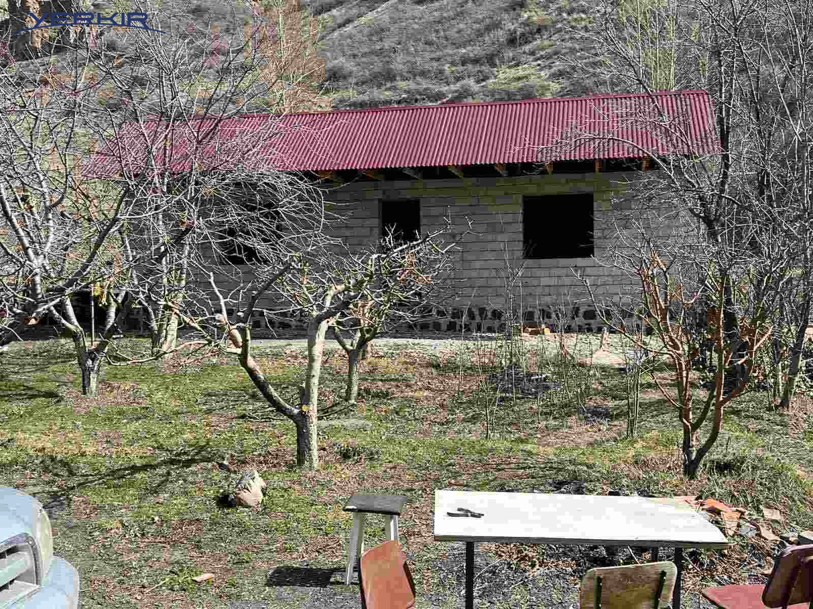 Առանձնատներ Կոդ` 3+511494