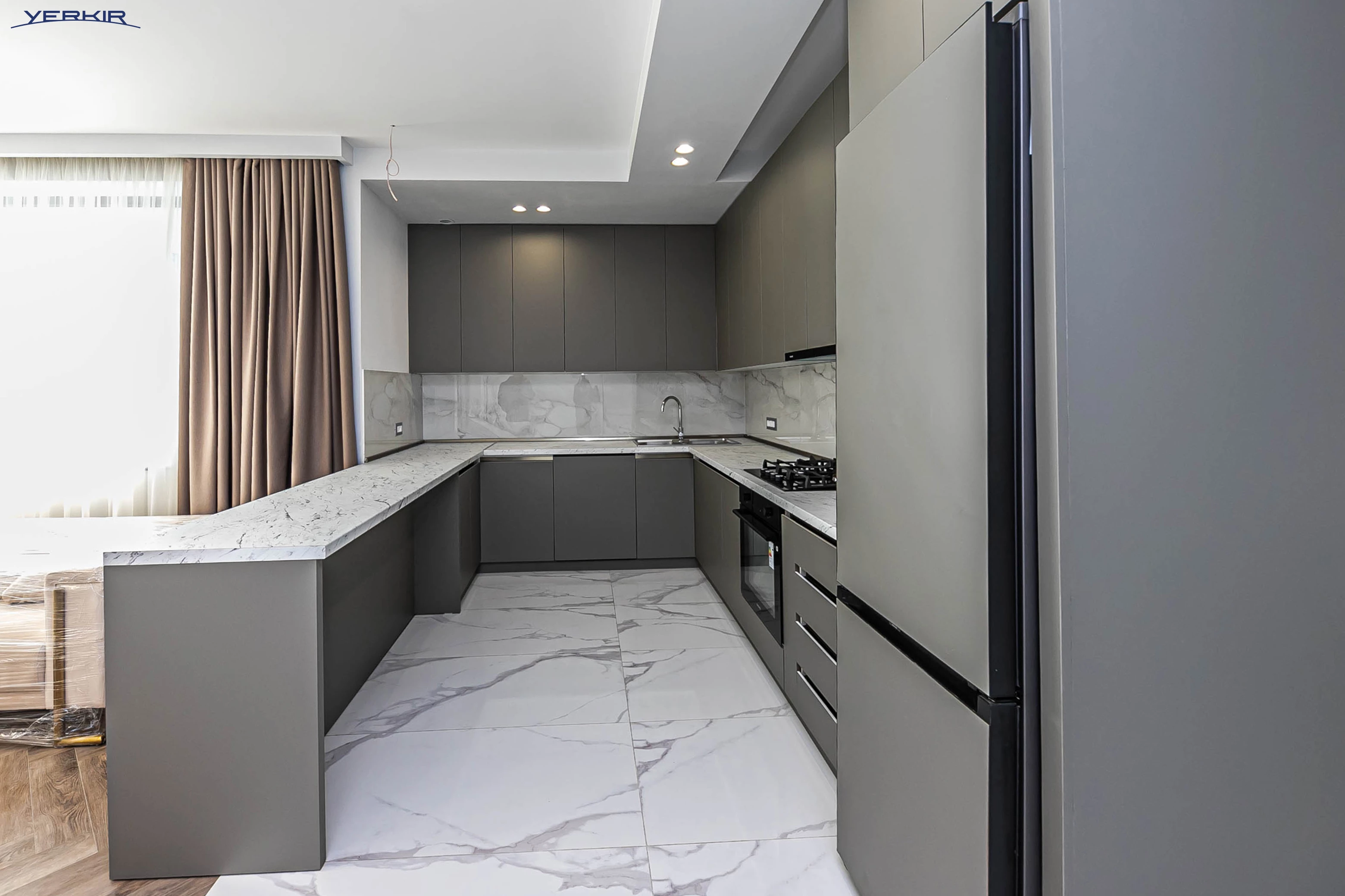 Apartments Code: 10+315270