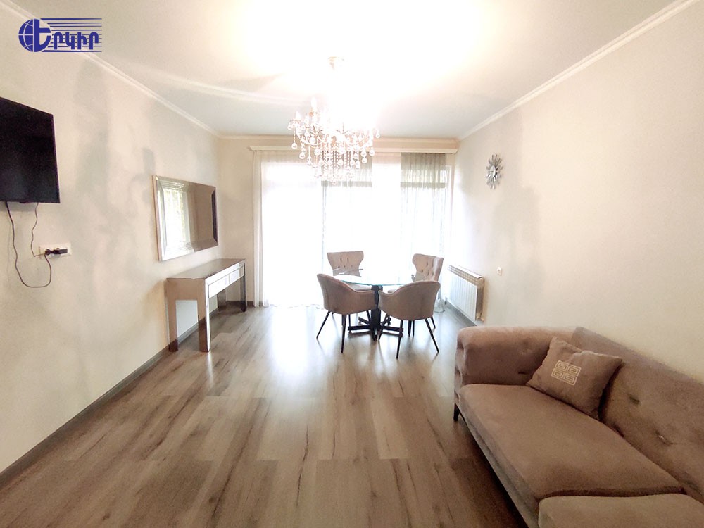 Apartments Code: 5+33748