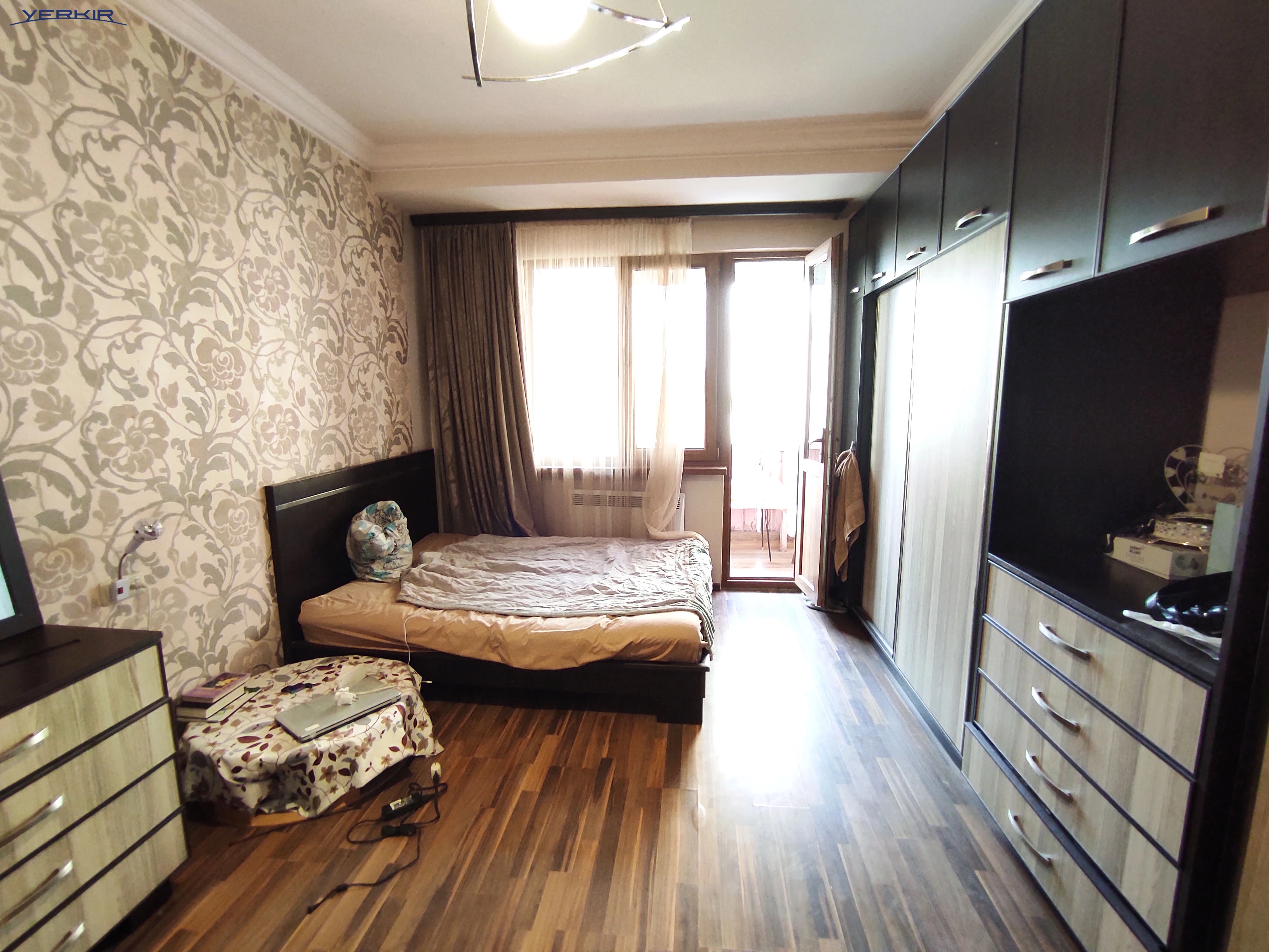 Apartments Code: 5+313347