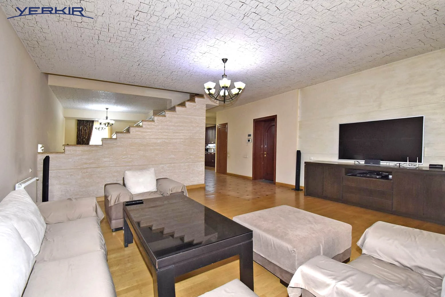 Apartments Code: 3+815120