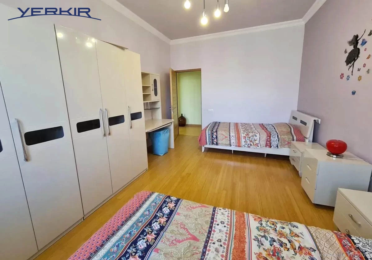 Բնակարաններ Կոդ` 10+411308